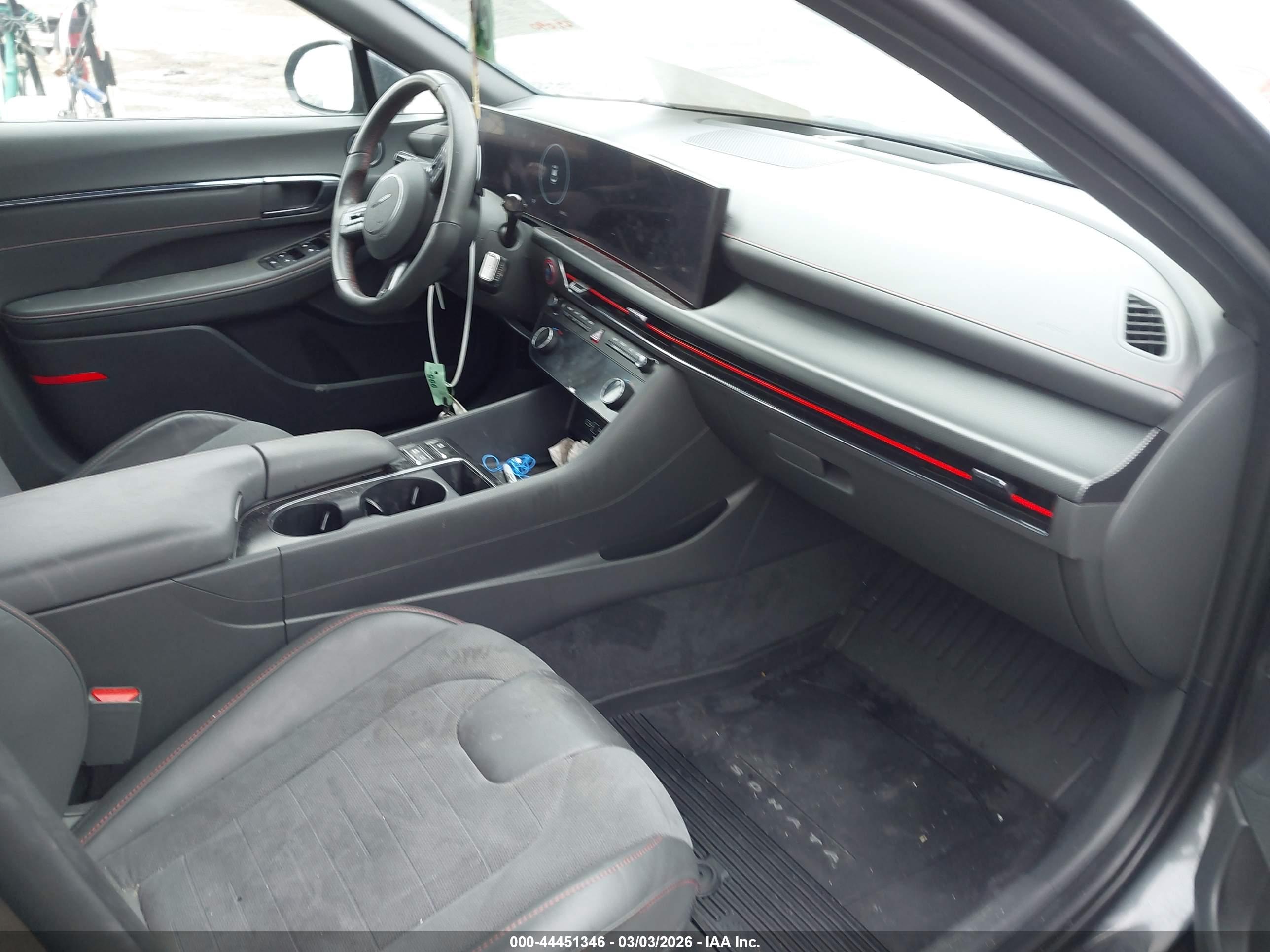 HYUNDAI SONATA image 5