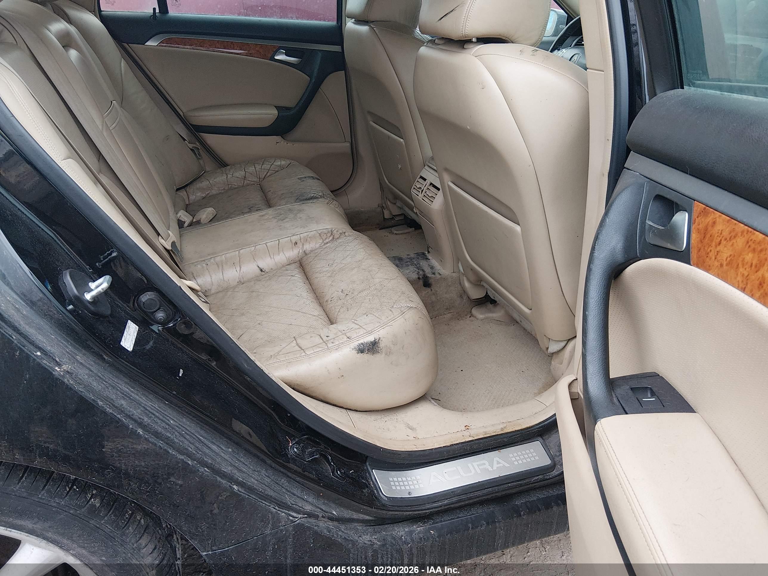ACURA TL image 8