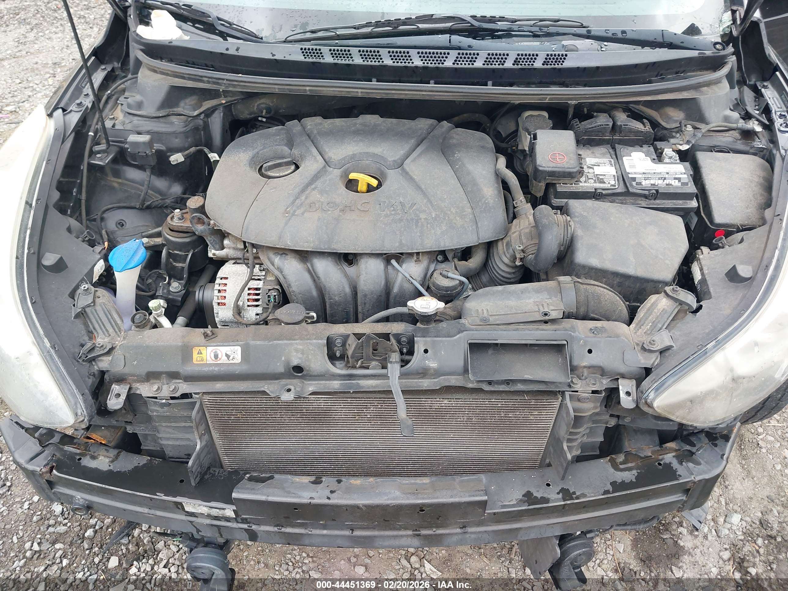 HYUNDAI ELANTRA image 10