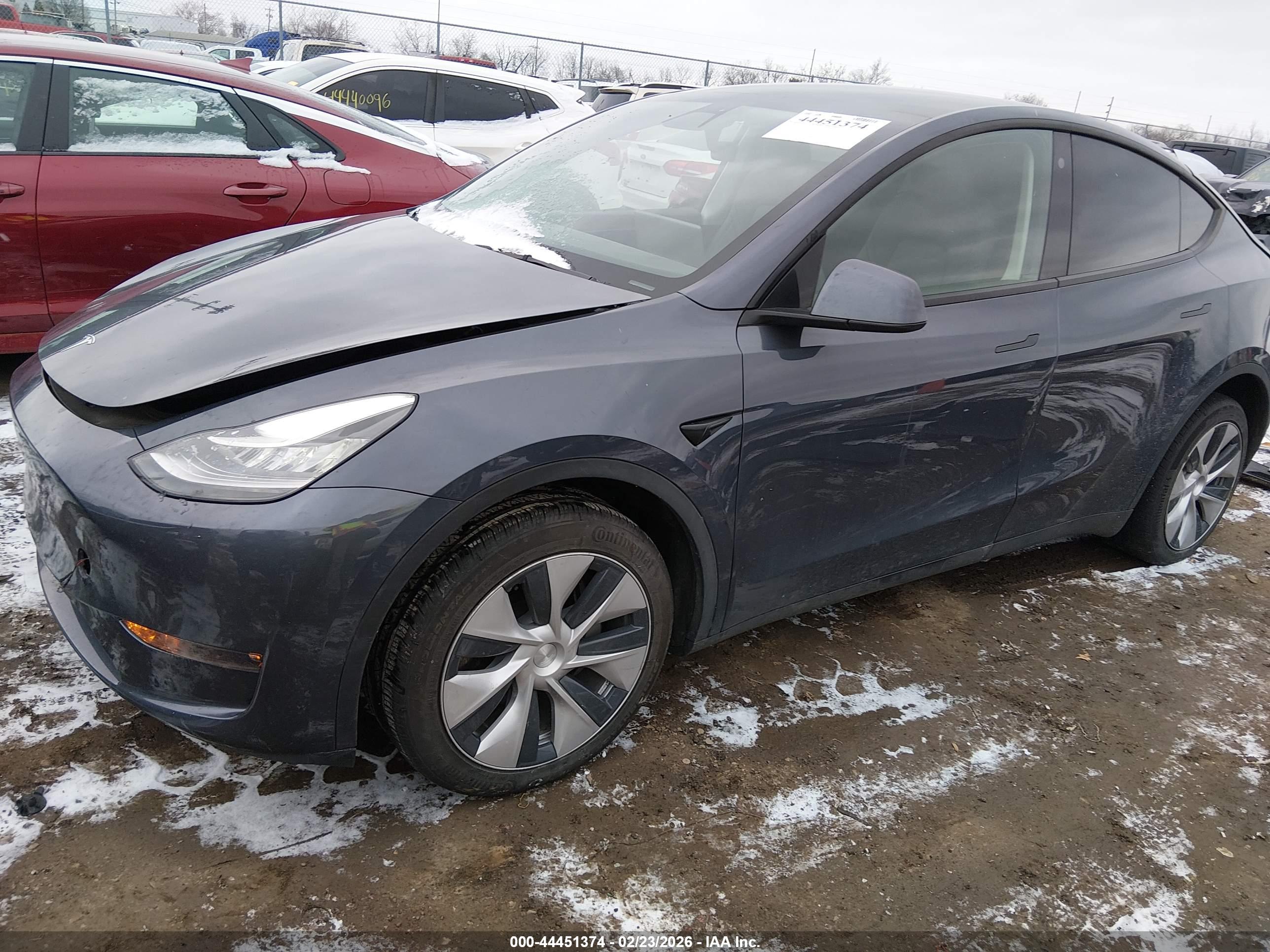 TESLA MODEL image 2