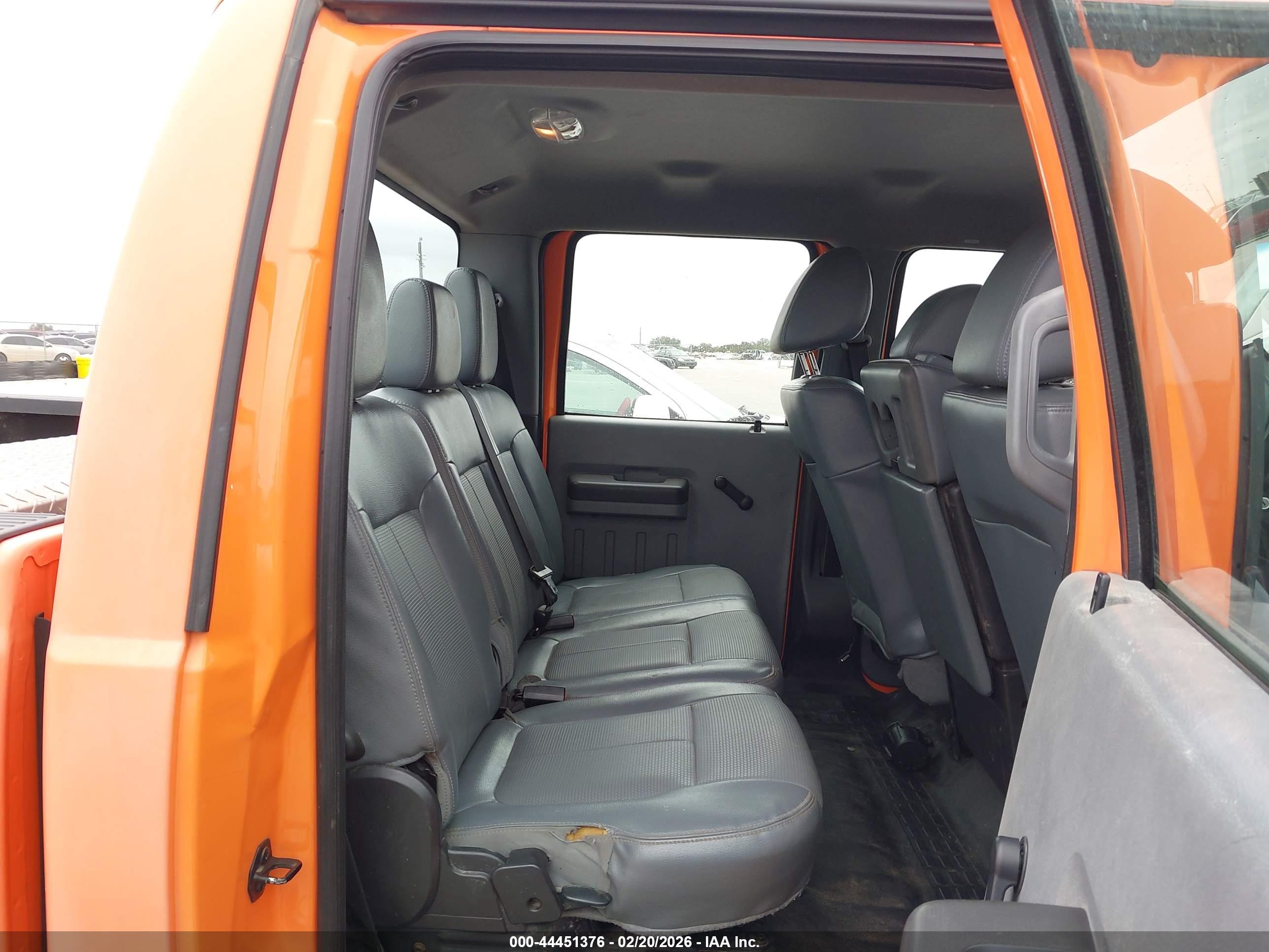 FORD F-350 image 8