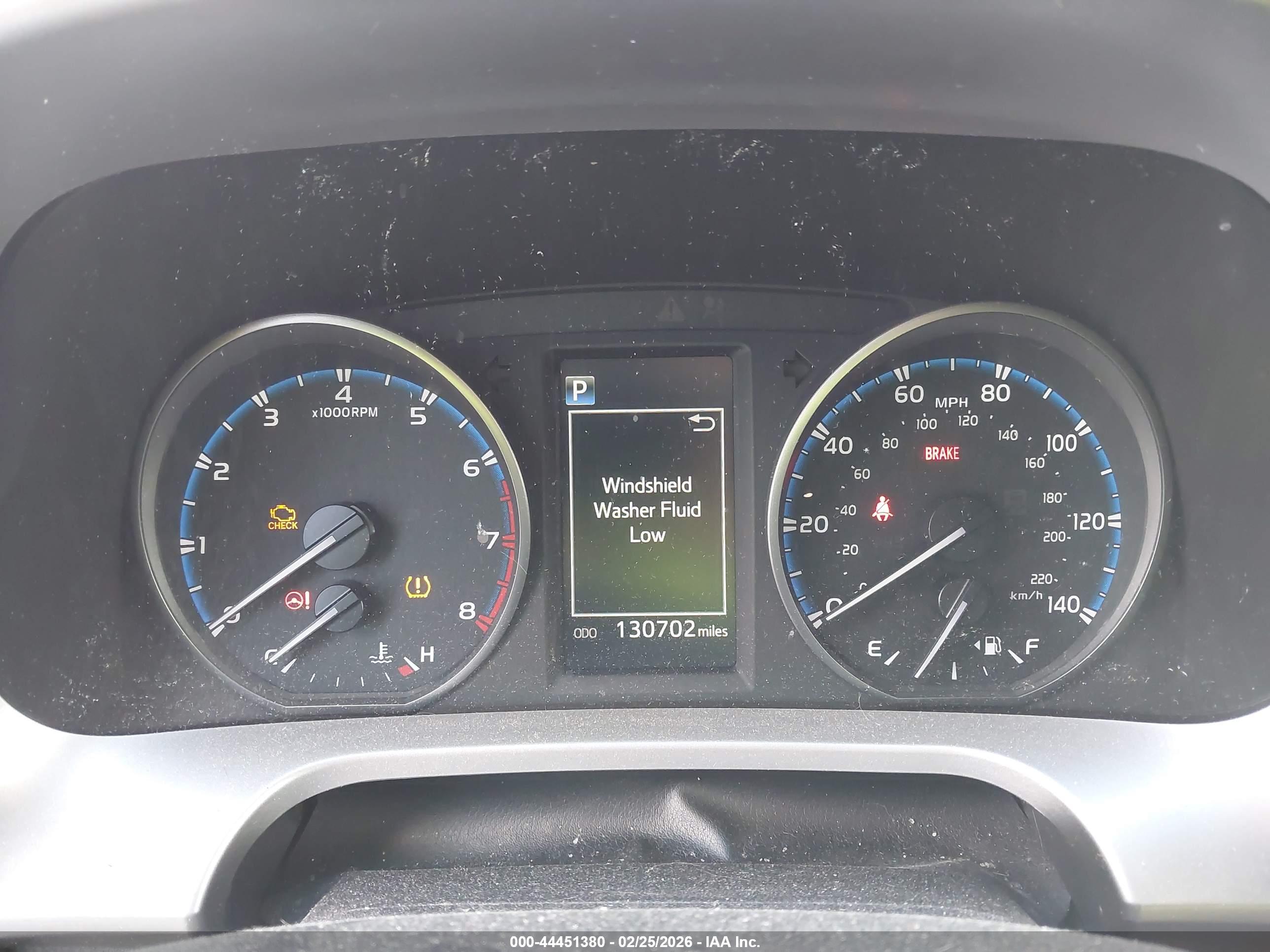 TOYOTA RAV4 image 7