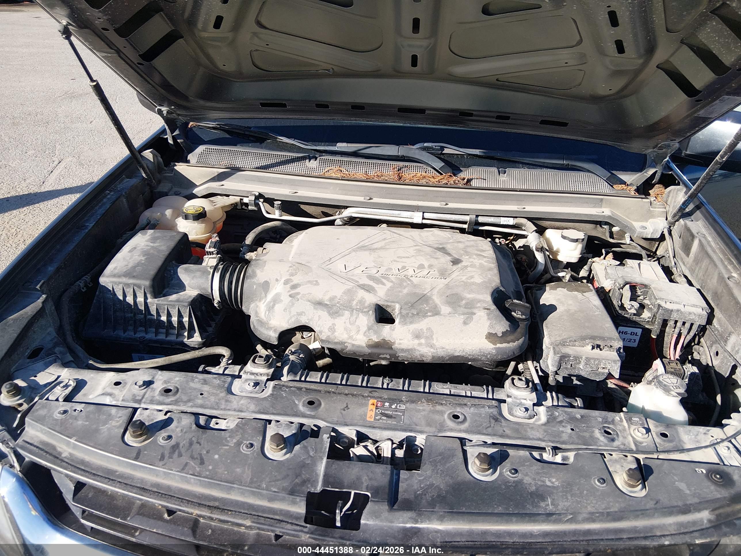 CHEVROLET COLORADO image 10