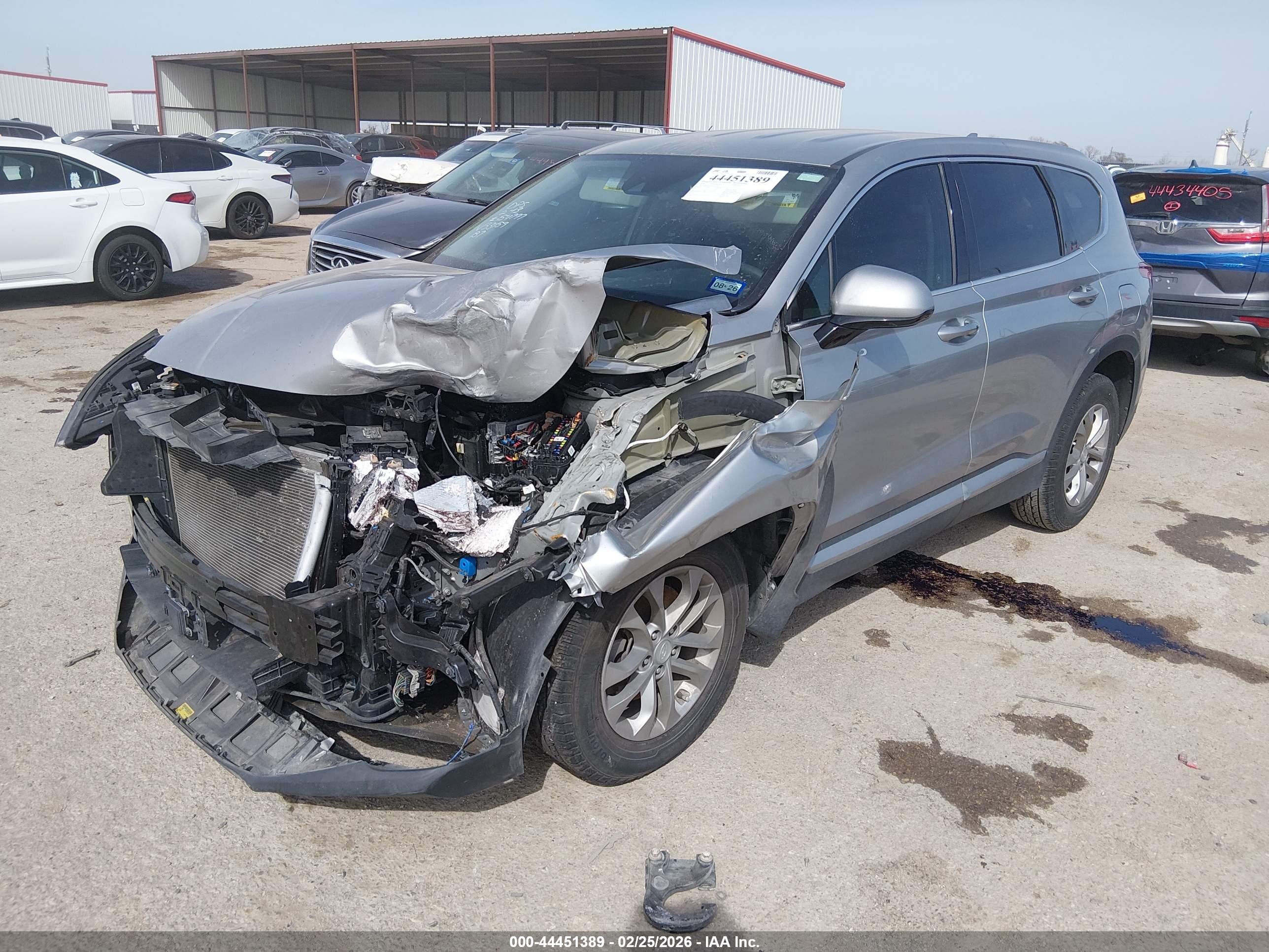 HYUNDAI SANTA image 2