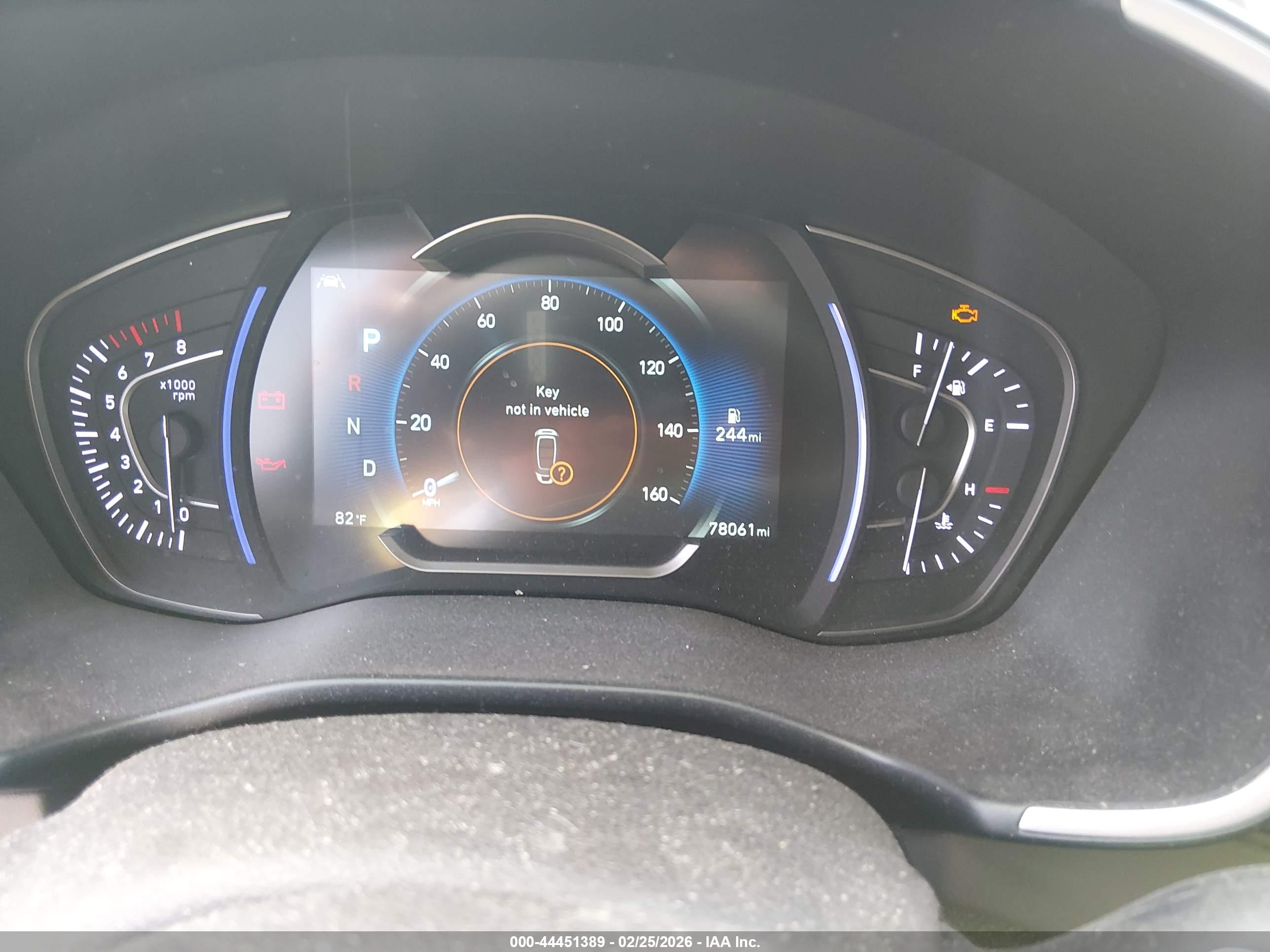 HYUNDAI SANTA image 7