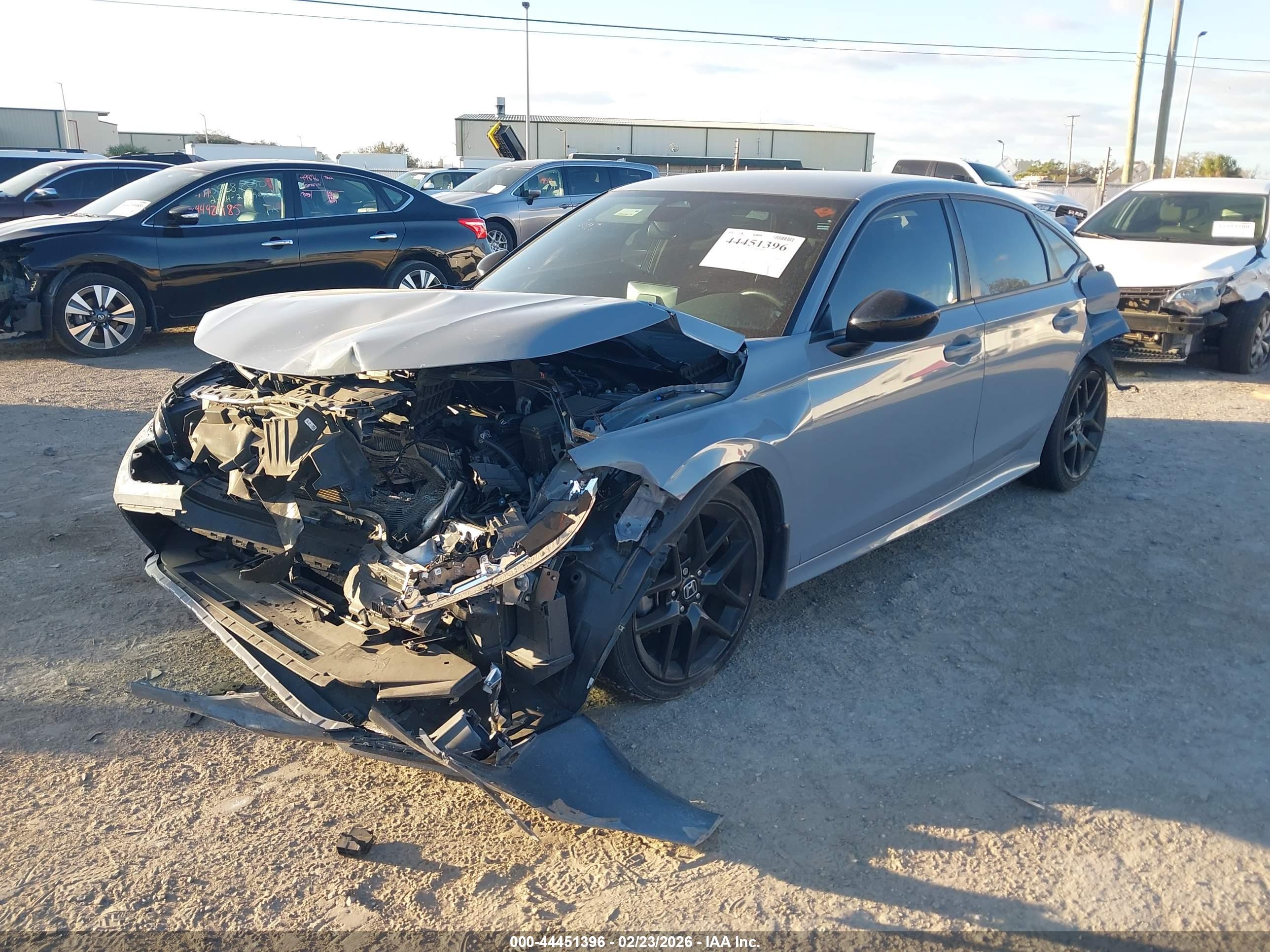 HONDA CIVIC image 2