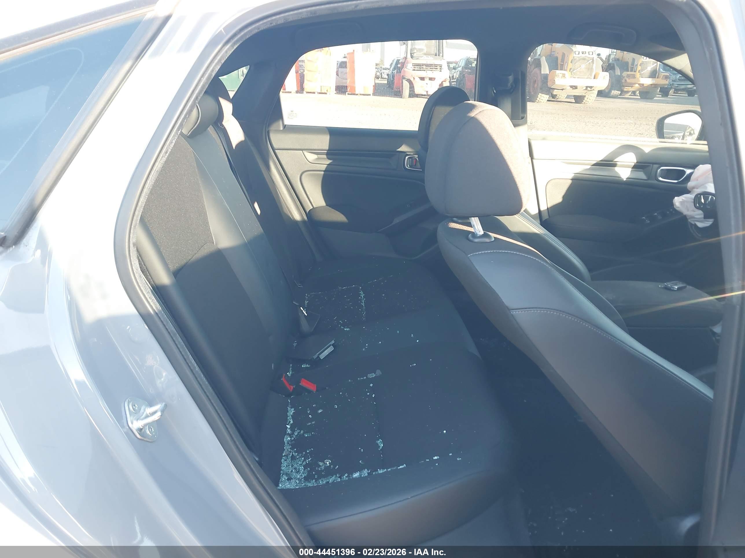HONDA CIVIC image 8
