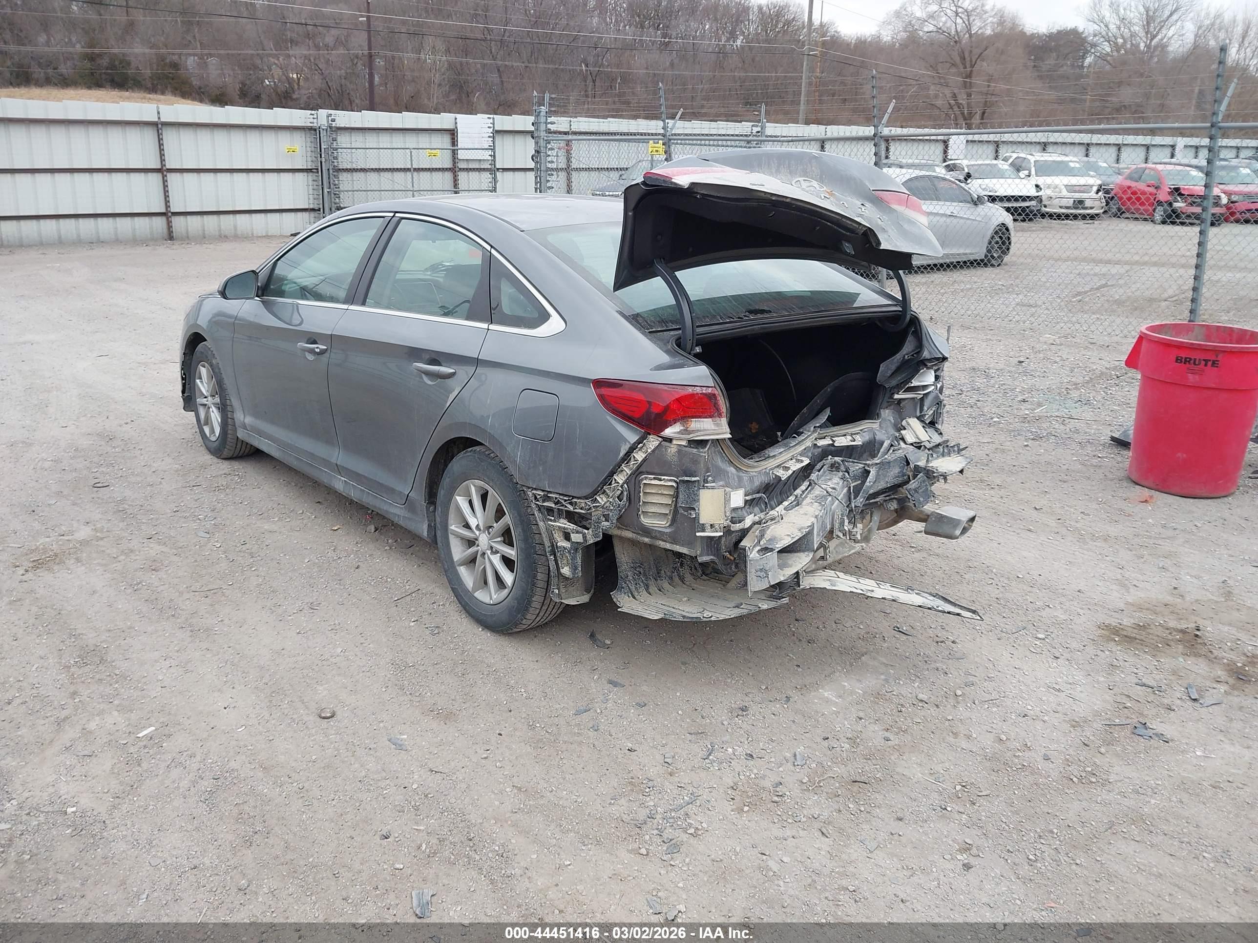 HYUNDAI SONATA image 3