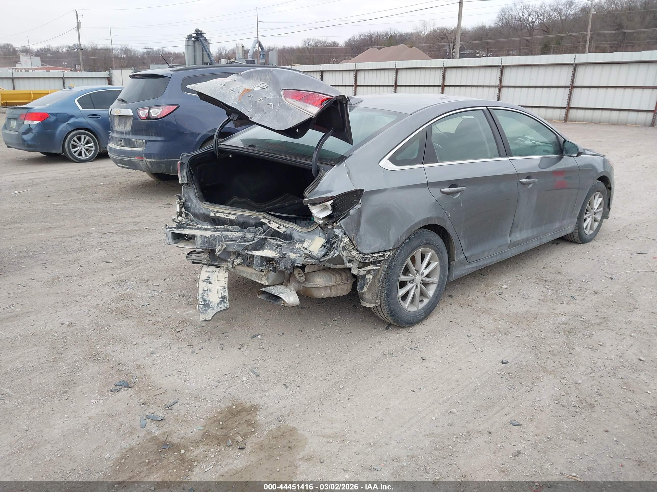 HYUNDAI SONATA image 4