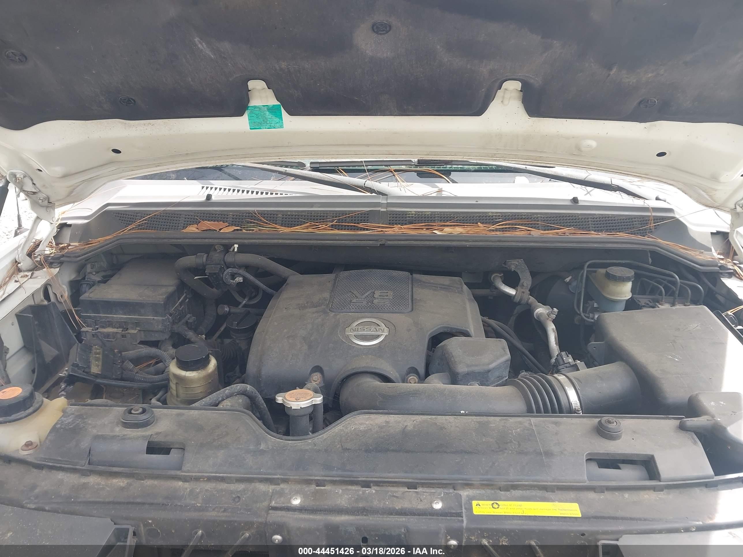 NISSAN TITAN image 10