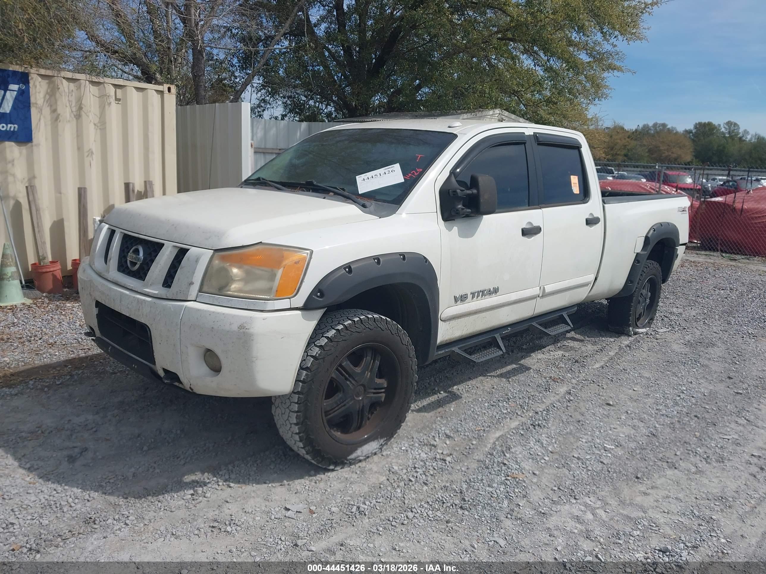 NISSAN TITAN image 2