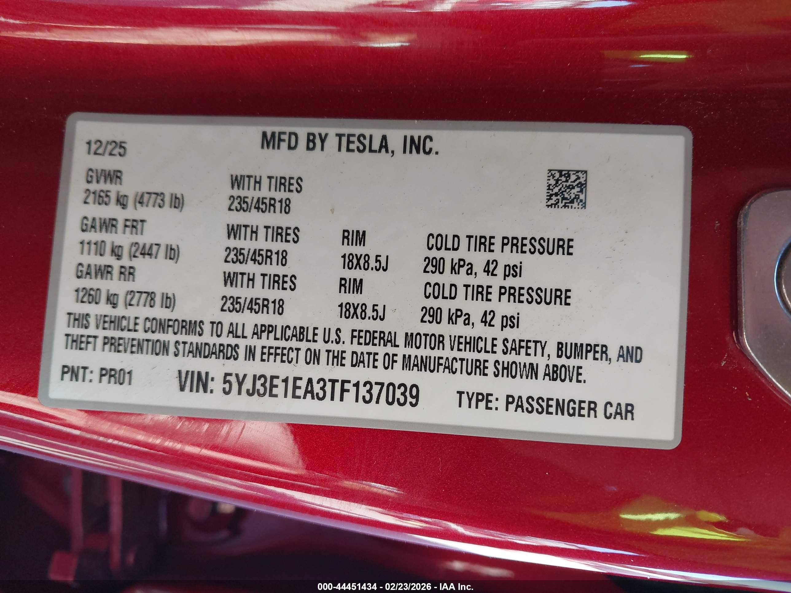 TESLA MODEL image 9
