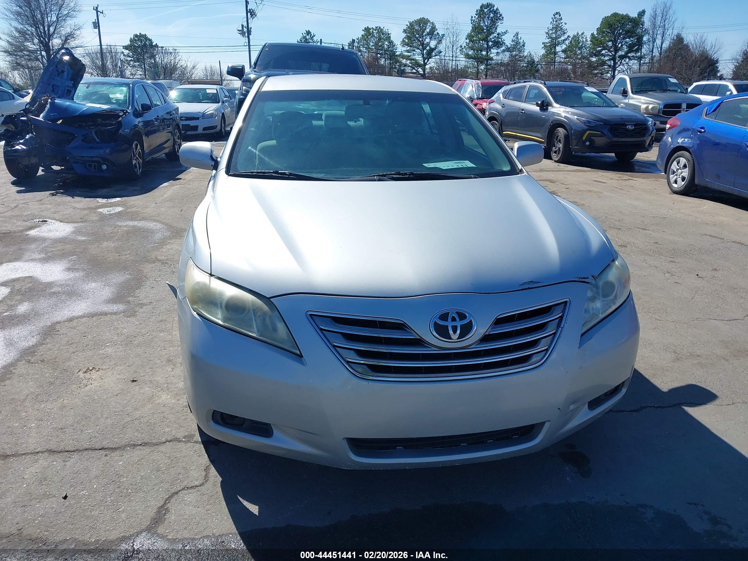 TOYOTA CAMRY image 6