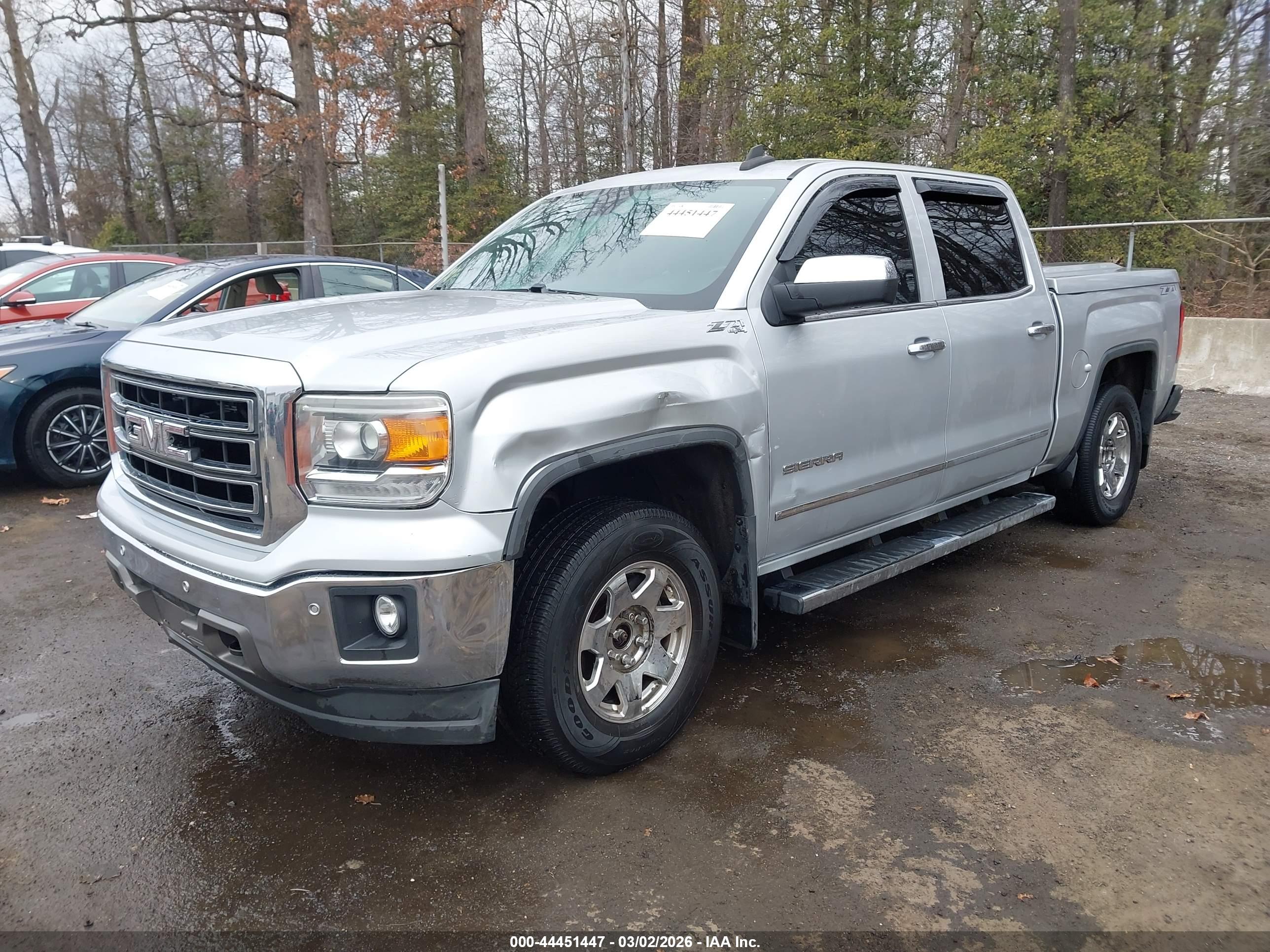 GMC SIERRA image 6