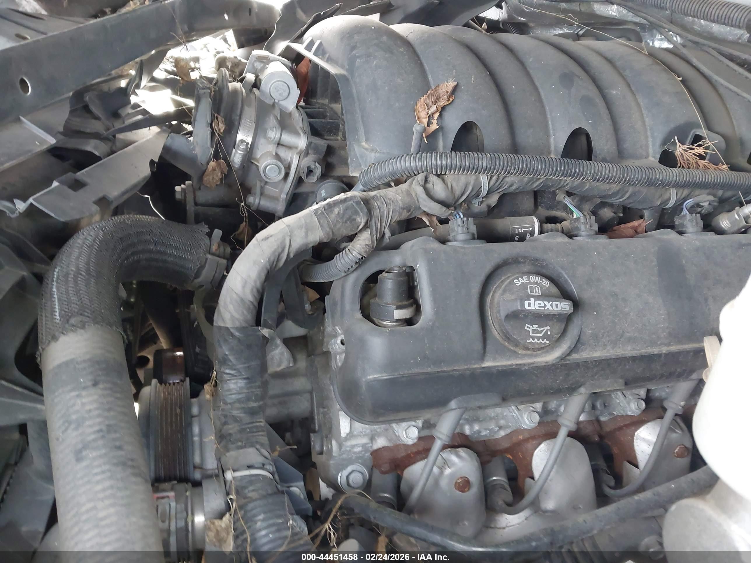 CHEVROLET SILVERADO image 10