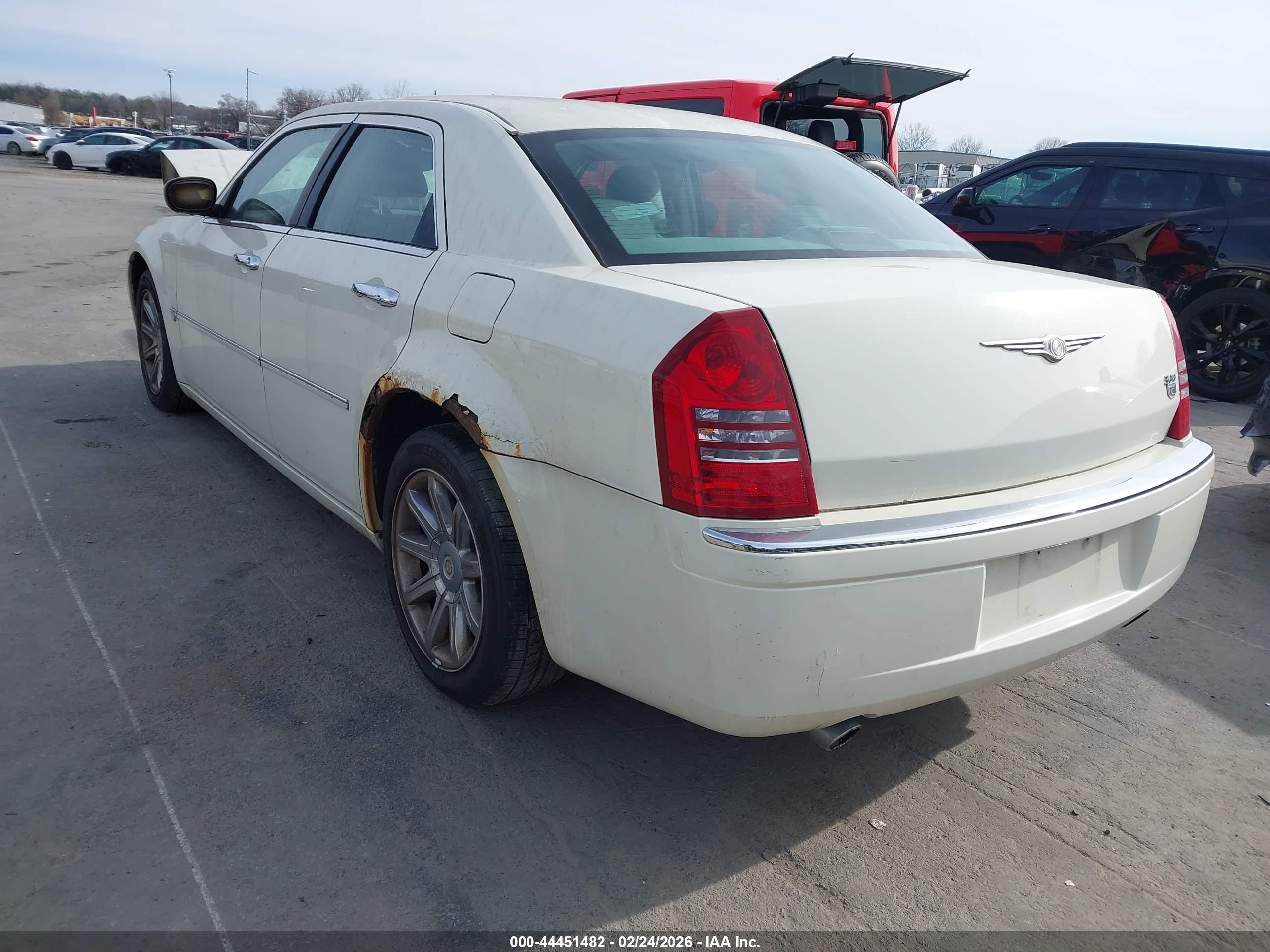 CHRYSLER 300C image 3