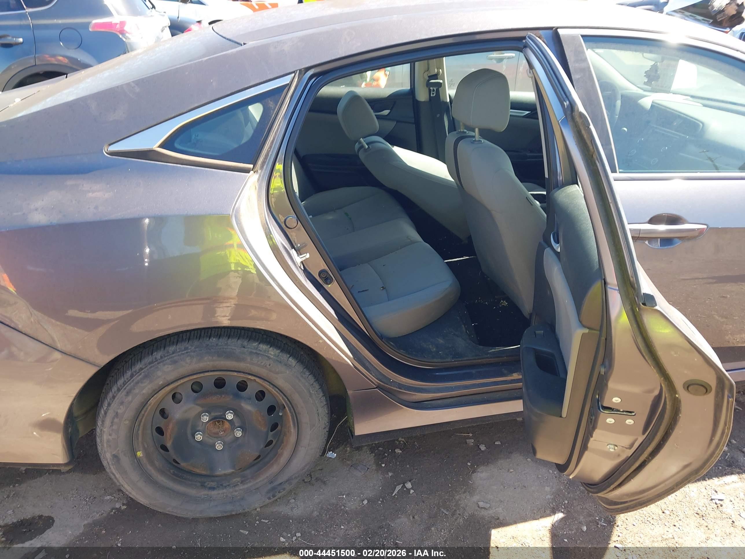 HONDA CIVIC image 8
