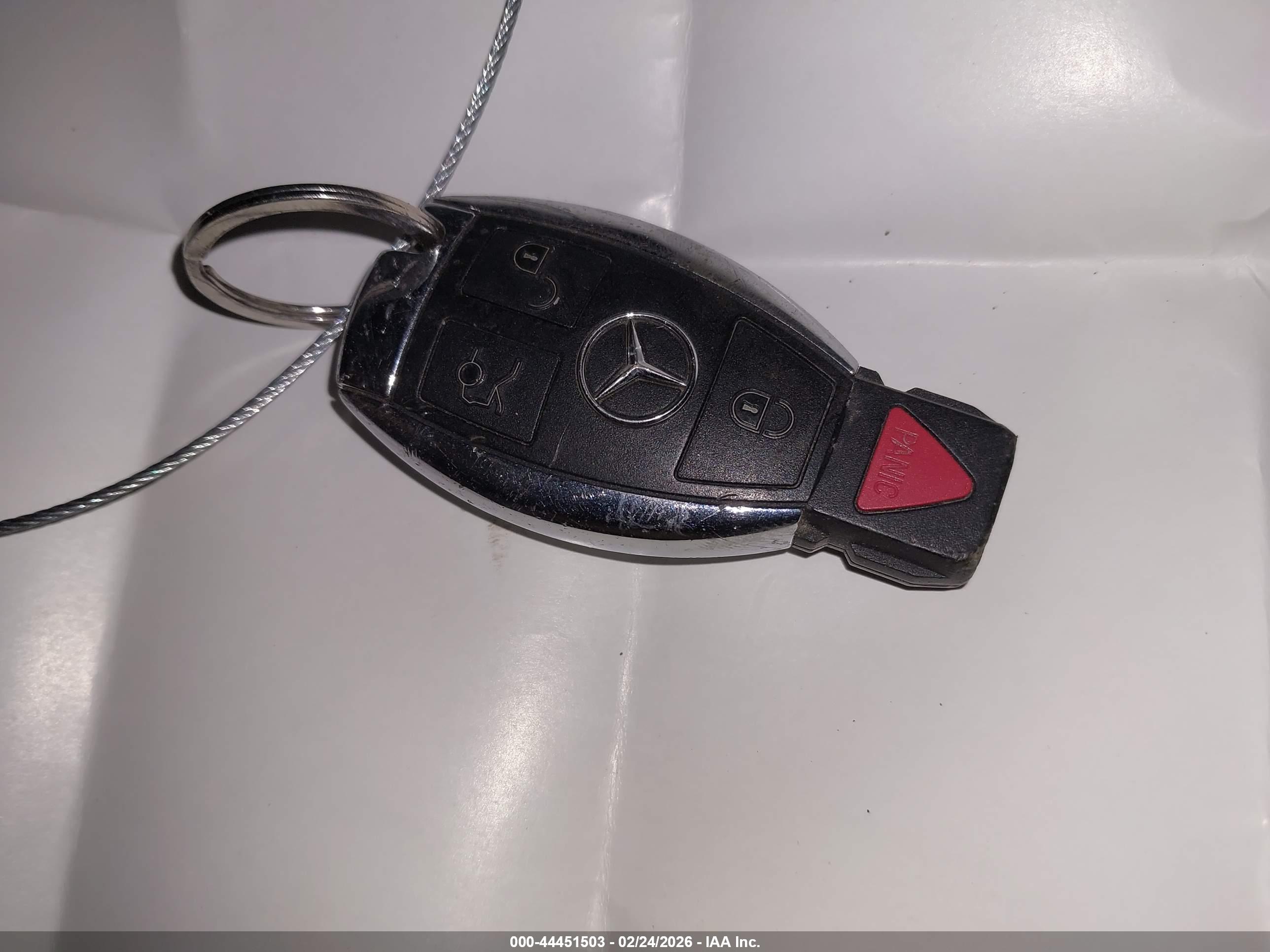 MERCEDES-BENZ C image 11
