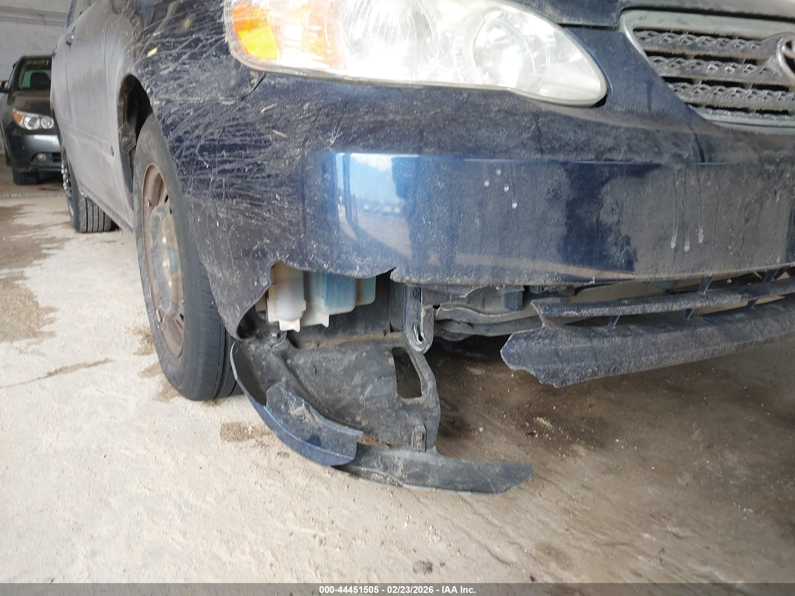 TOYOTA COROLLA image 6