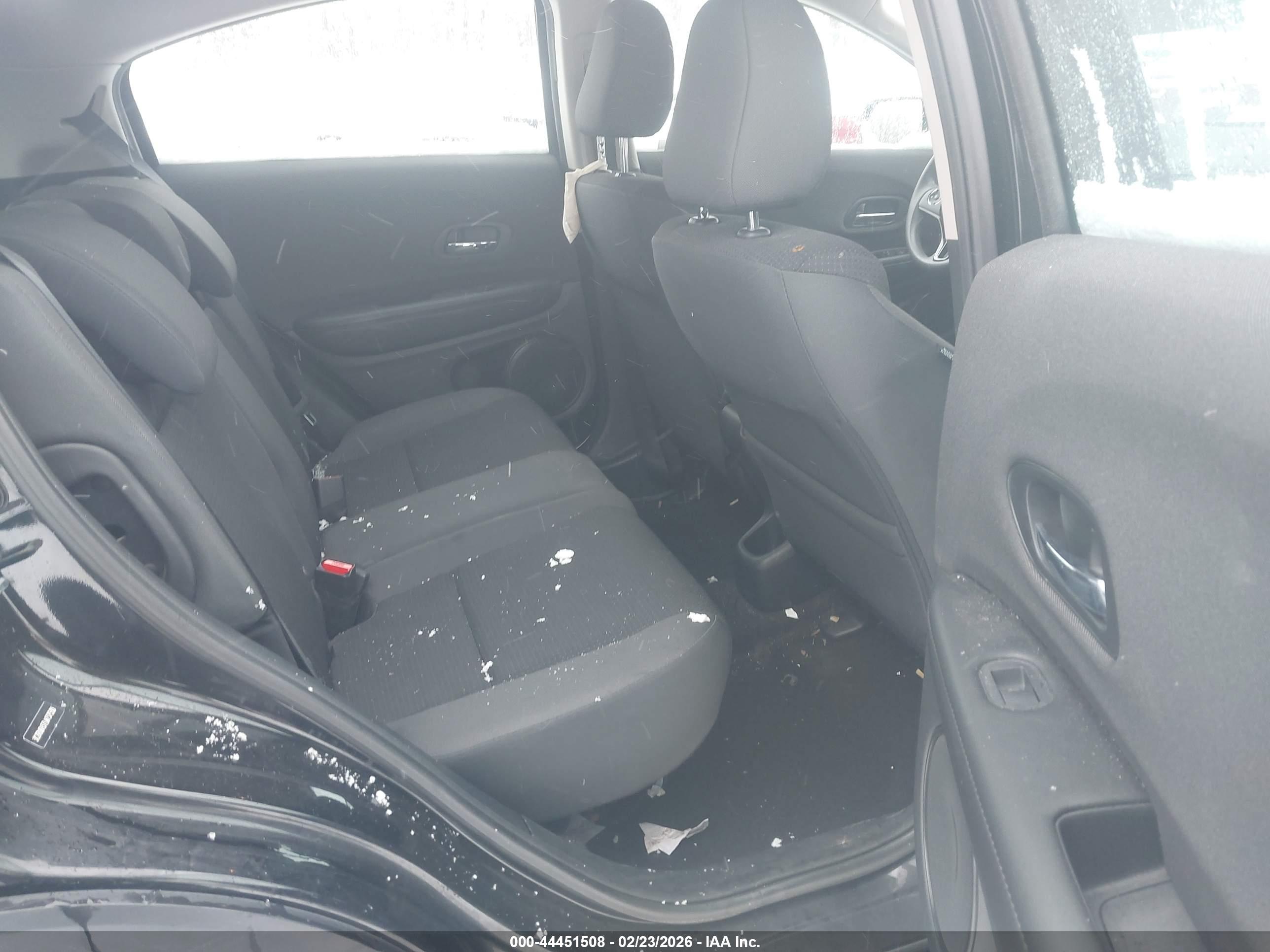 HONDA HR-V image 8