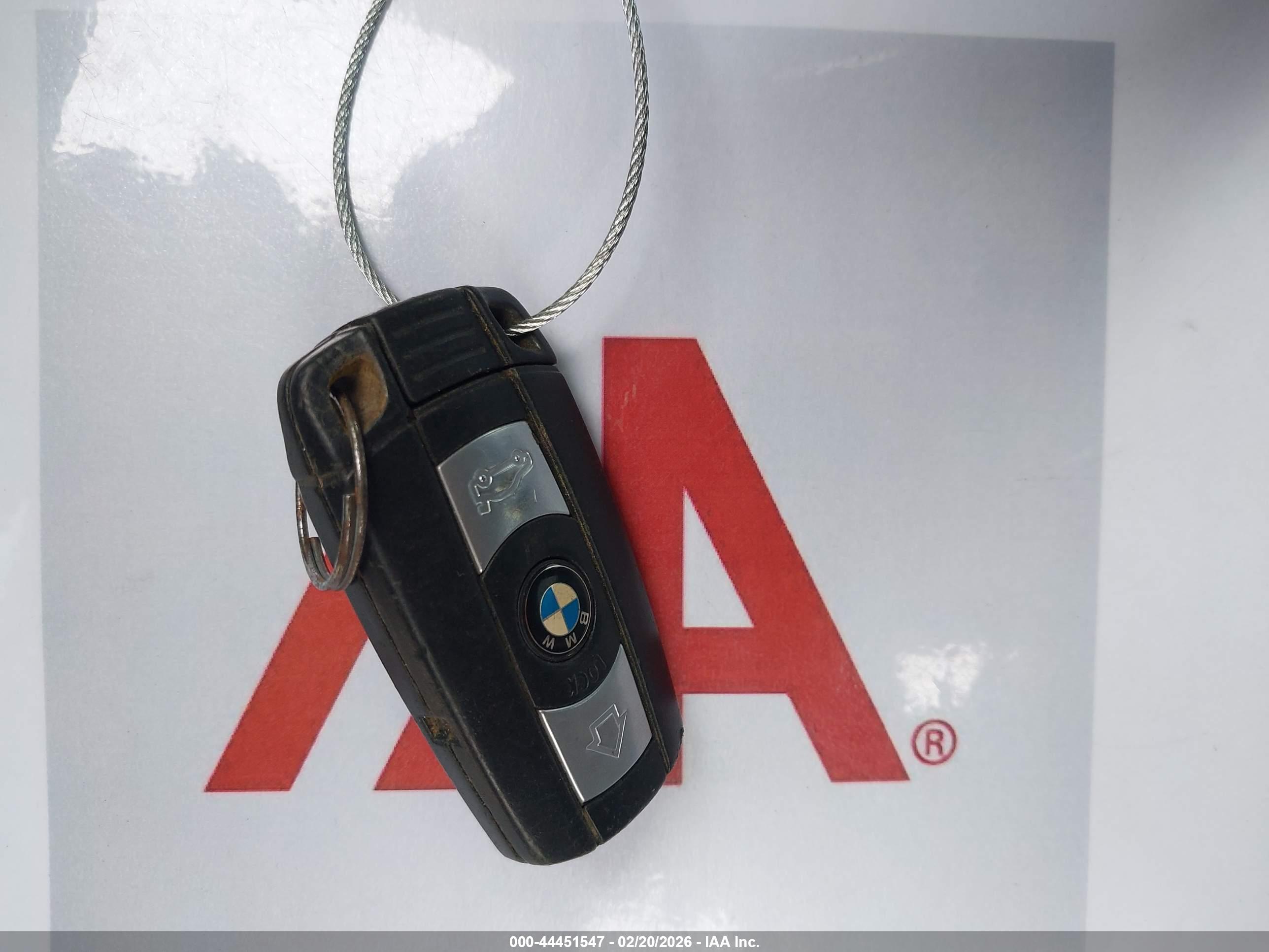 BMW 650I image 11