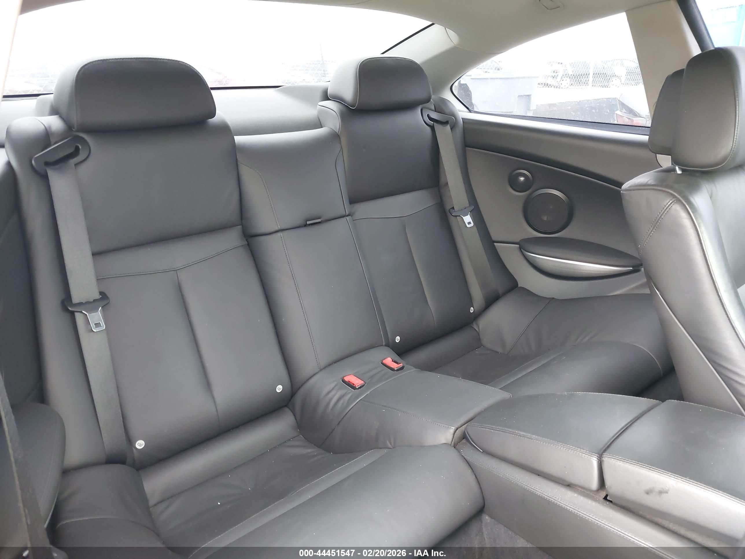 BMW 650I image 8