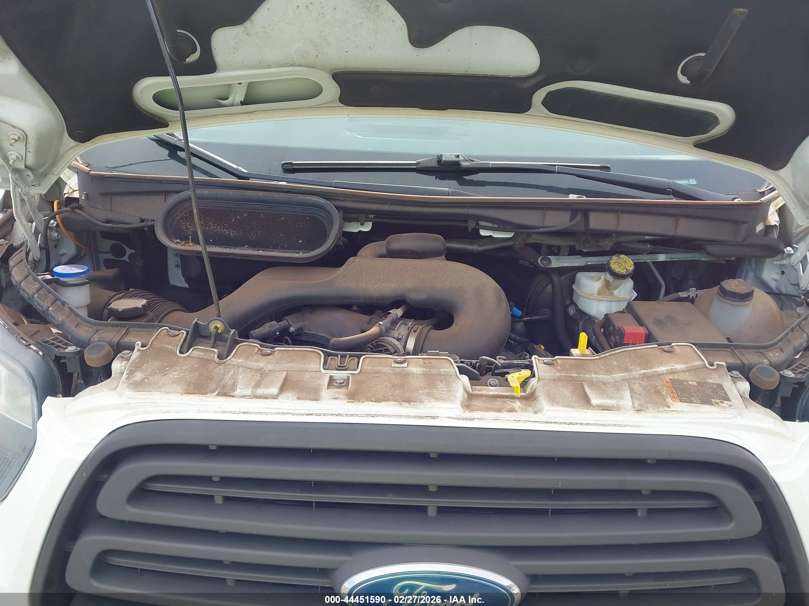 FORD TRANSIT-250 image 10