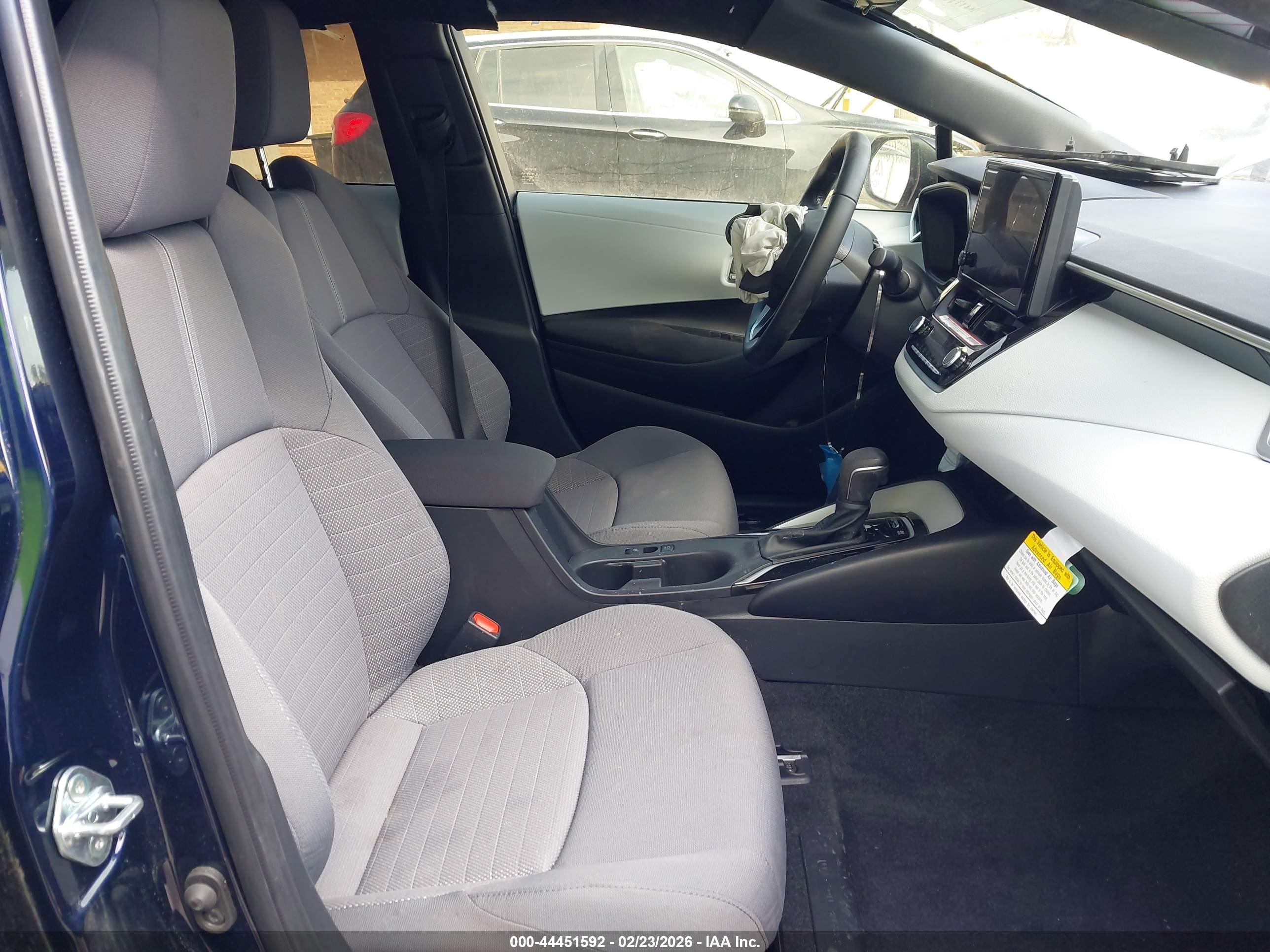 TOYOTA COROLLA image 5