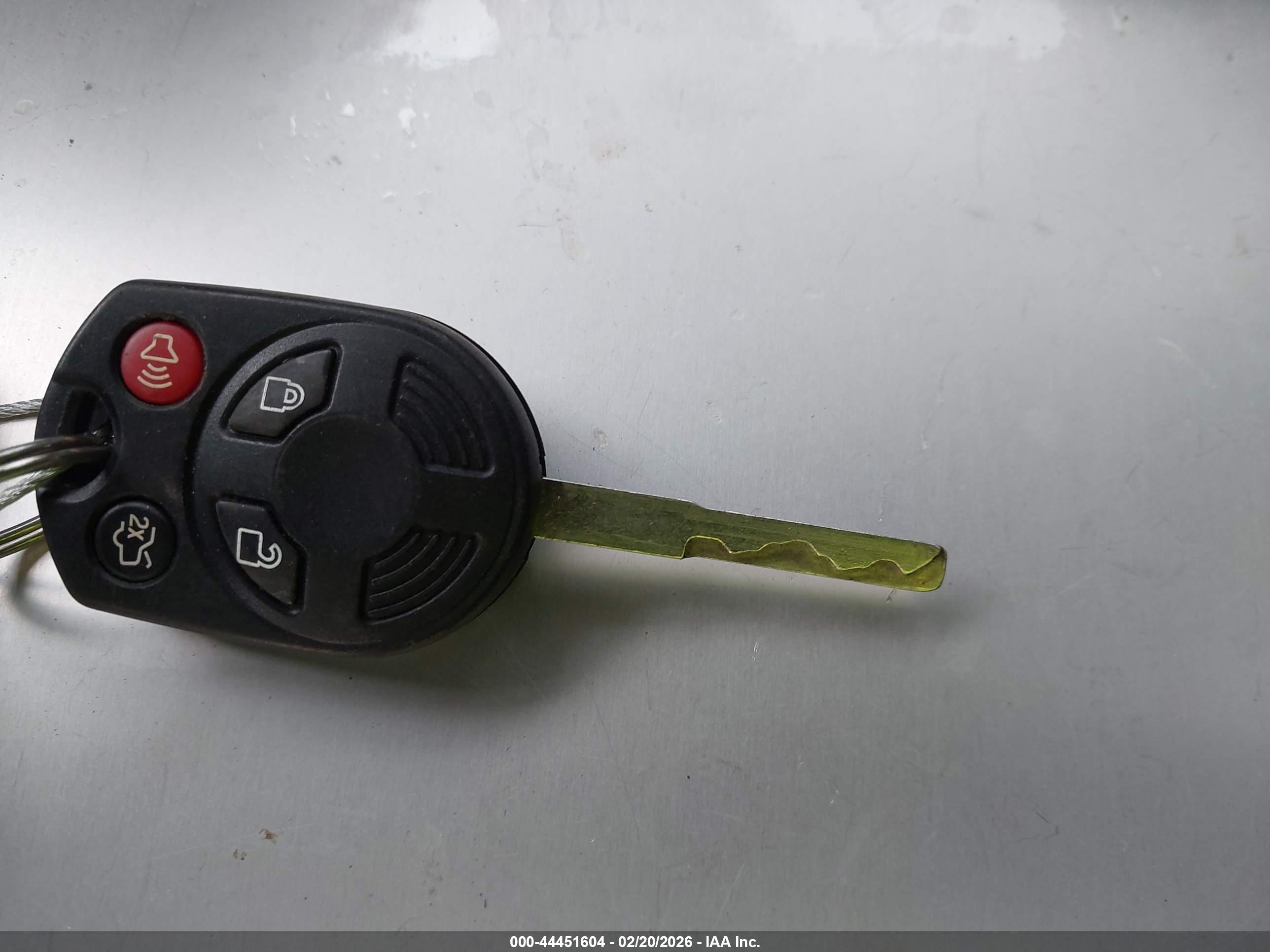 FORD FOCUS image 11