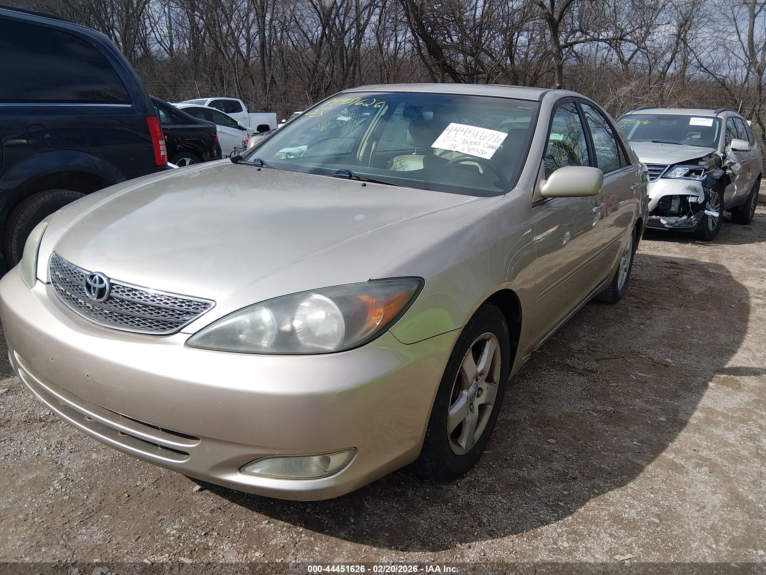 TOYOTA CAMRY image 6