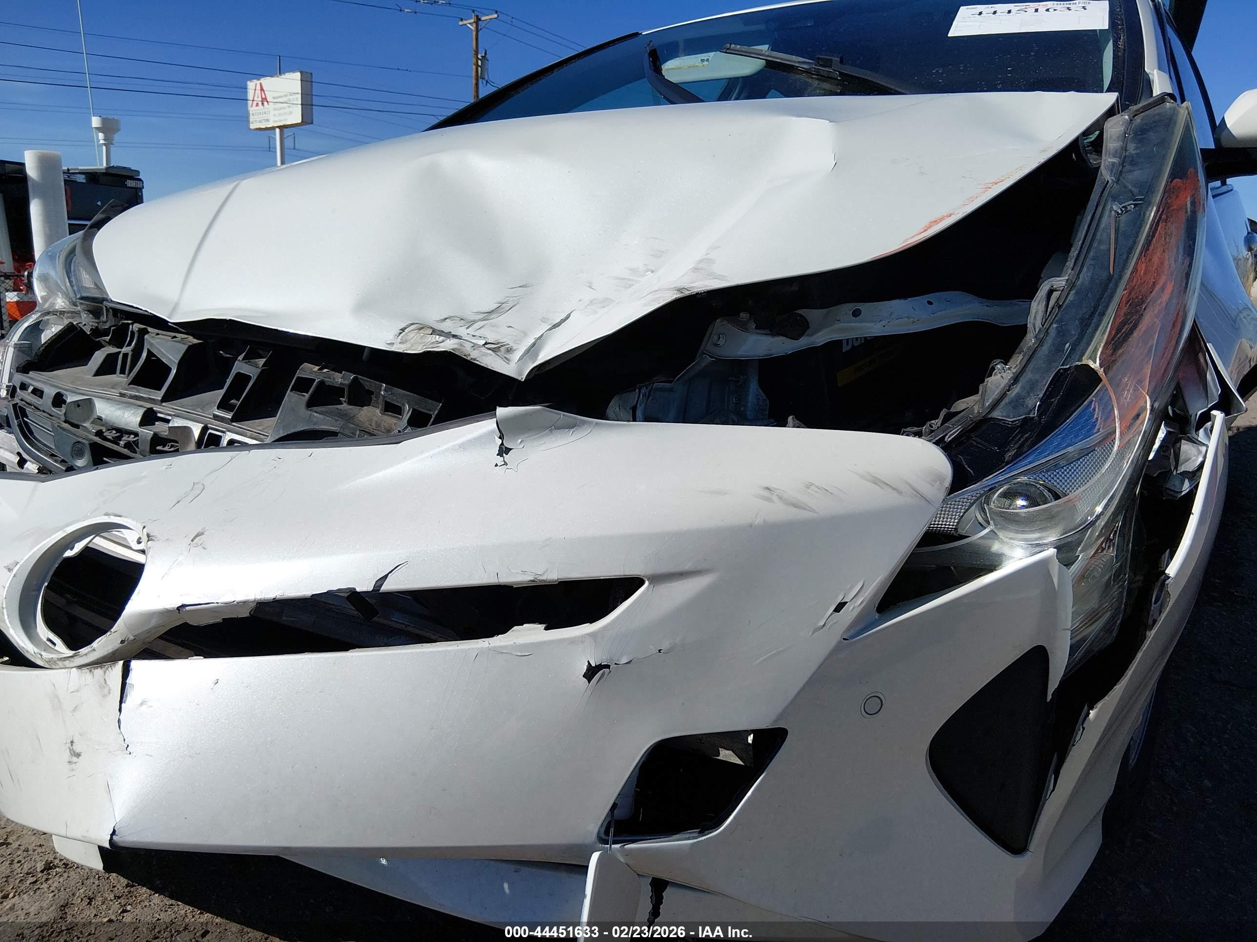 TOYOTA PRIUS image 6