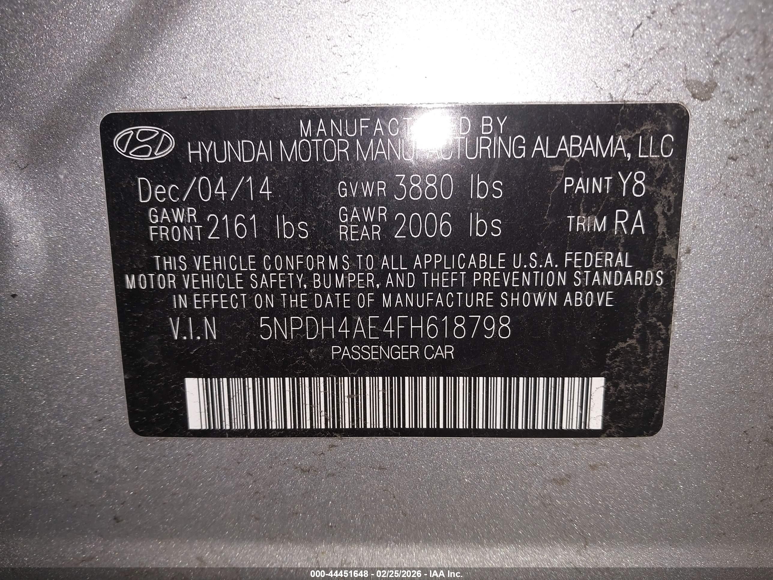 HYUNDAI ELANTRA image 9