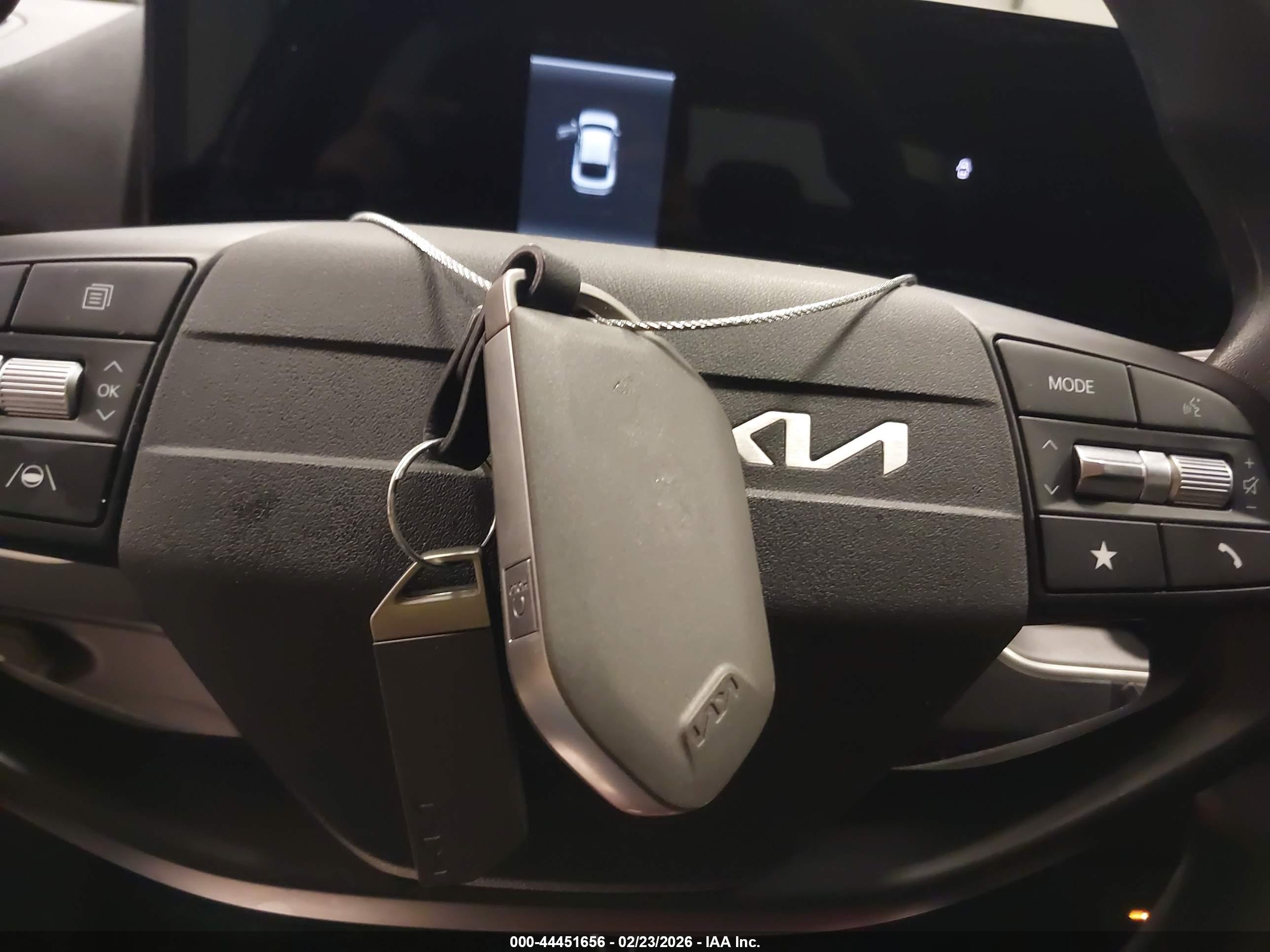 KIA K4 image 11