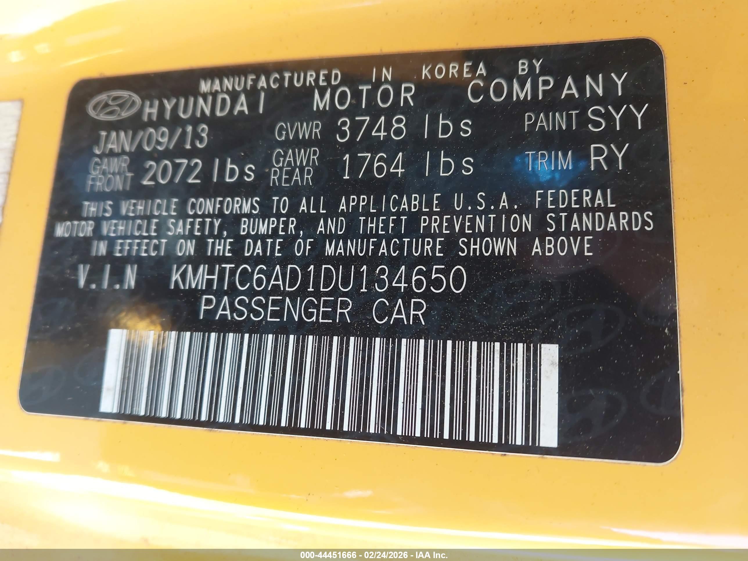 HYUNDAI VELOSTER image 9
