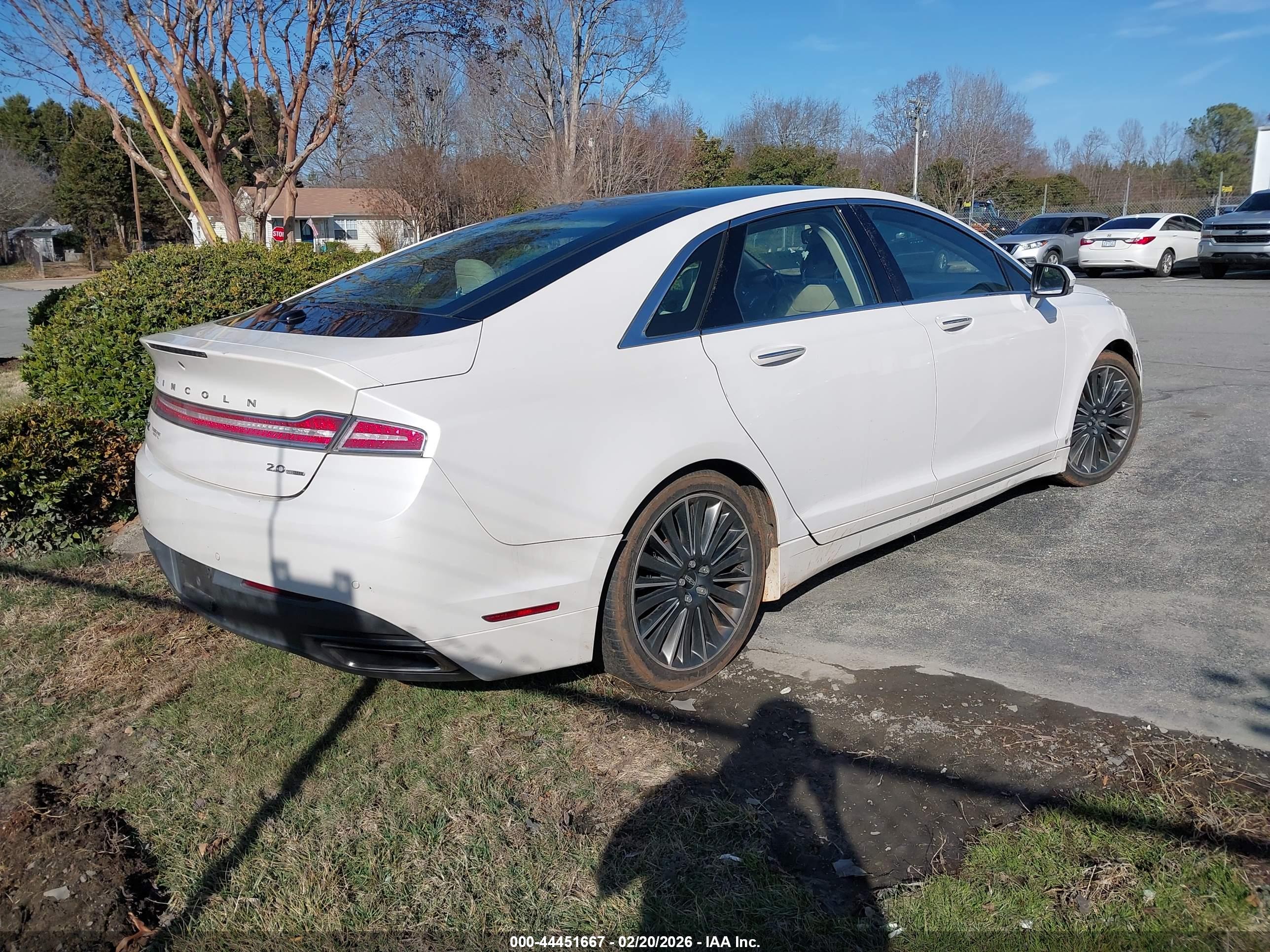 LINCOLN MKZ image 4