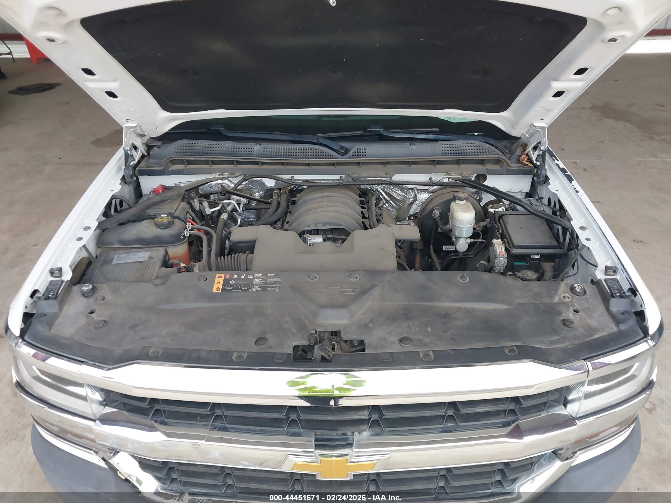 CHEVROLET SILVERADO image 10