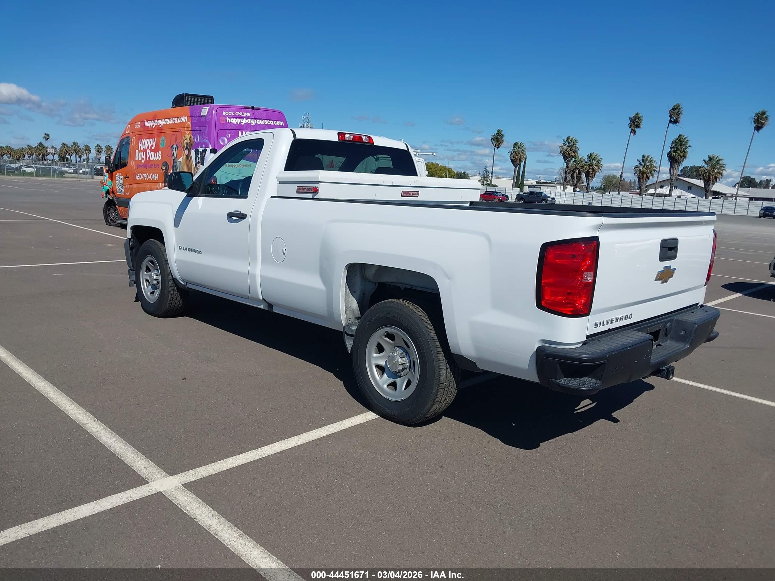 CHEVROLET SILVERADO image 3