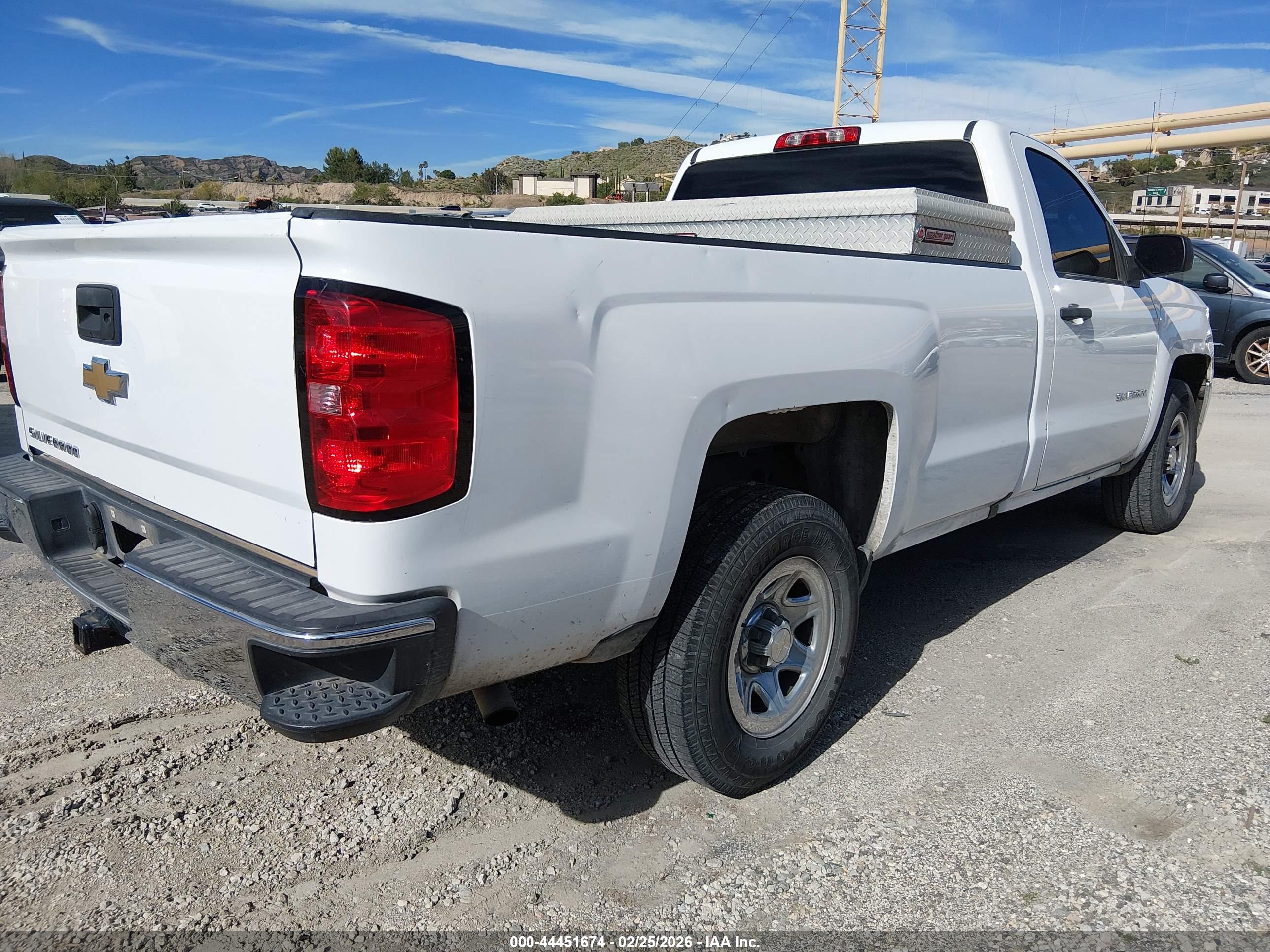 CHEVROLET SILVERADO image 4