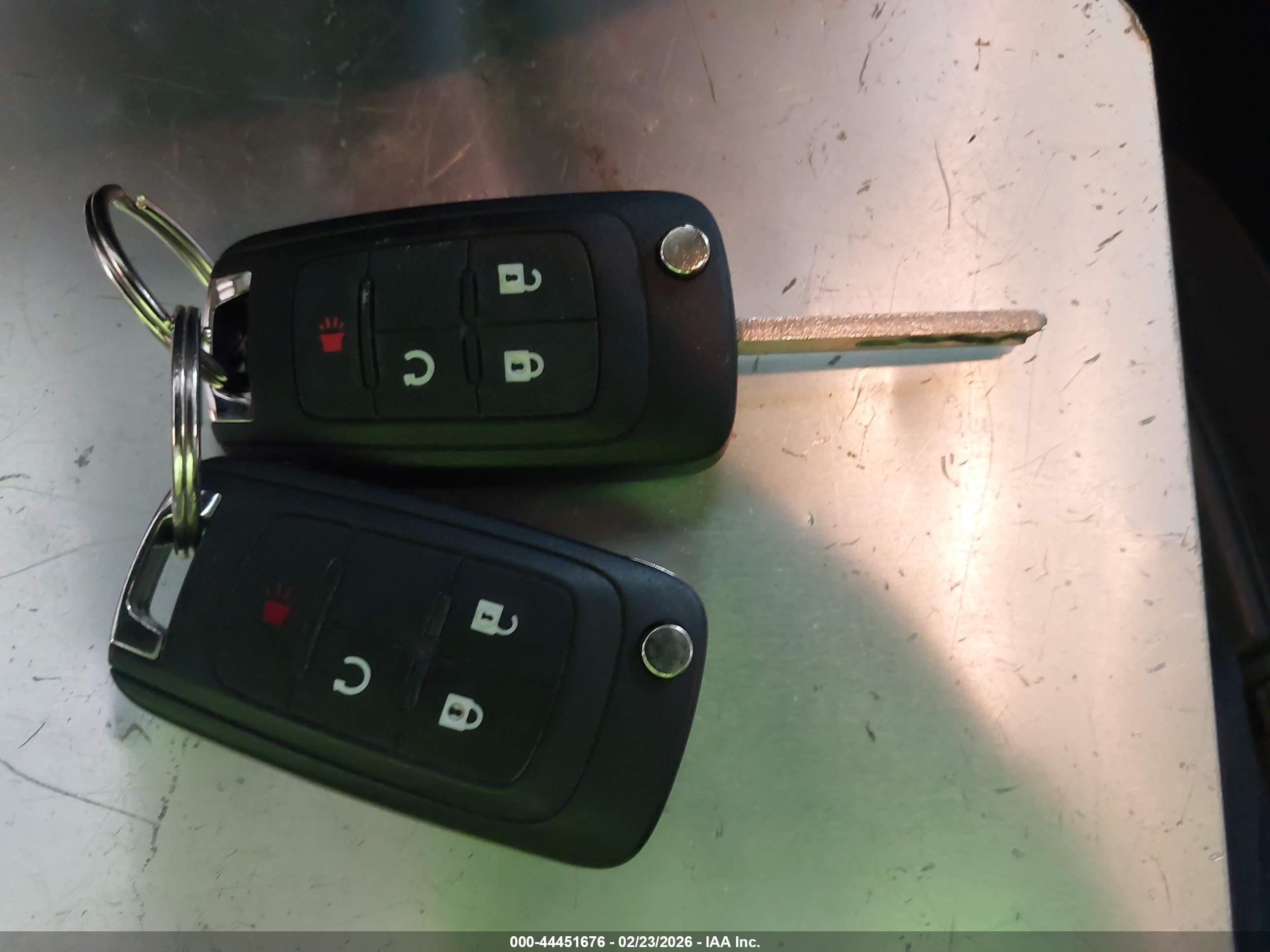 CHEVROLET EQUINOX image 11