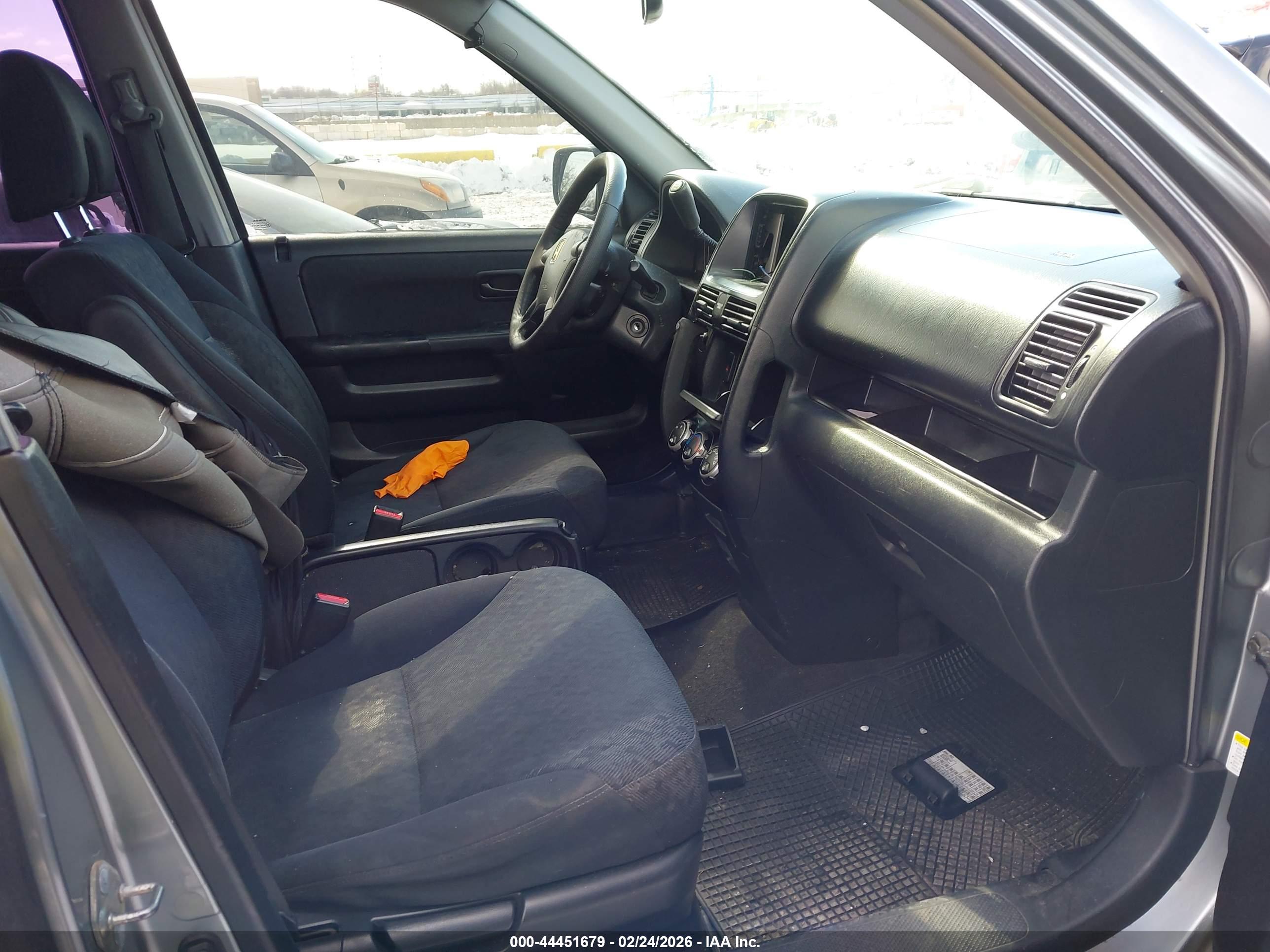 HONDA CR-V image 5