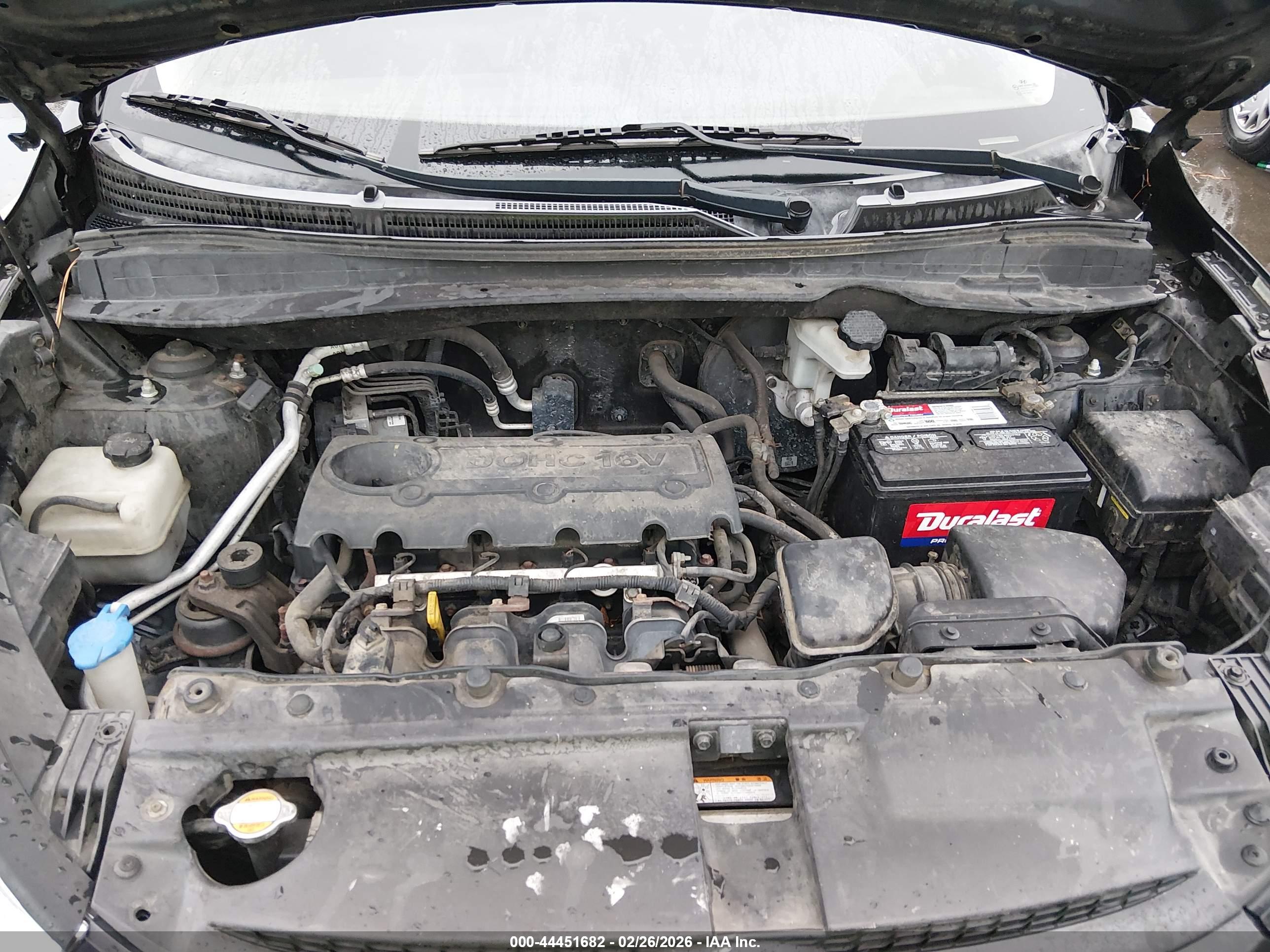 HYUNDAI TUCSON image 10