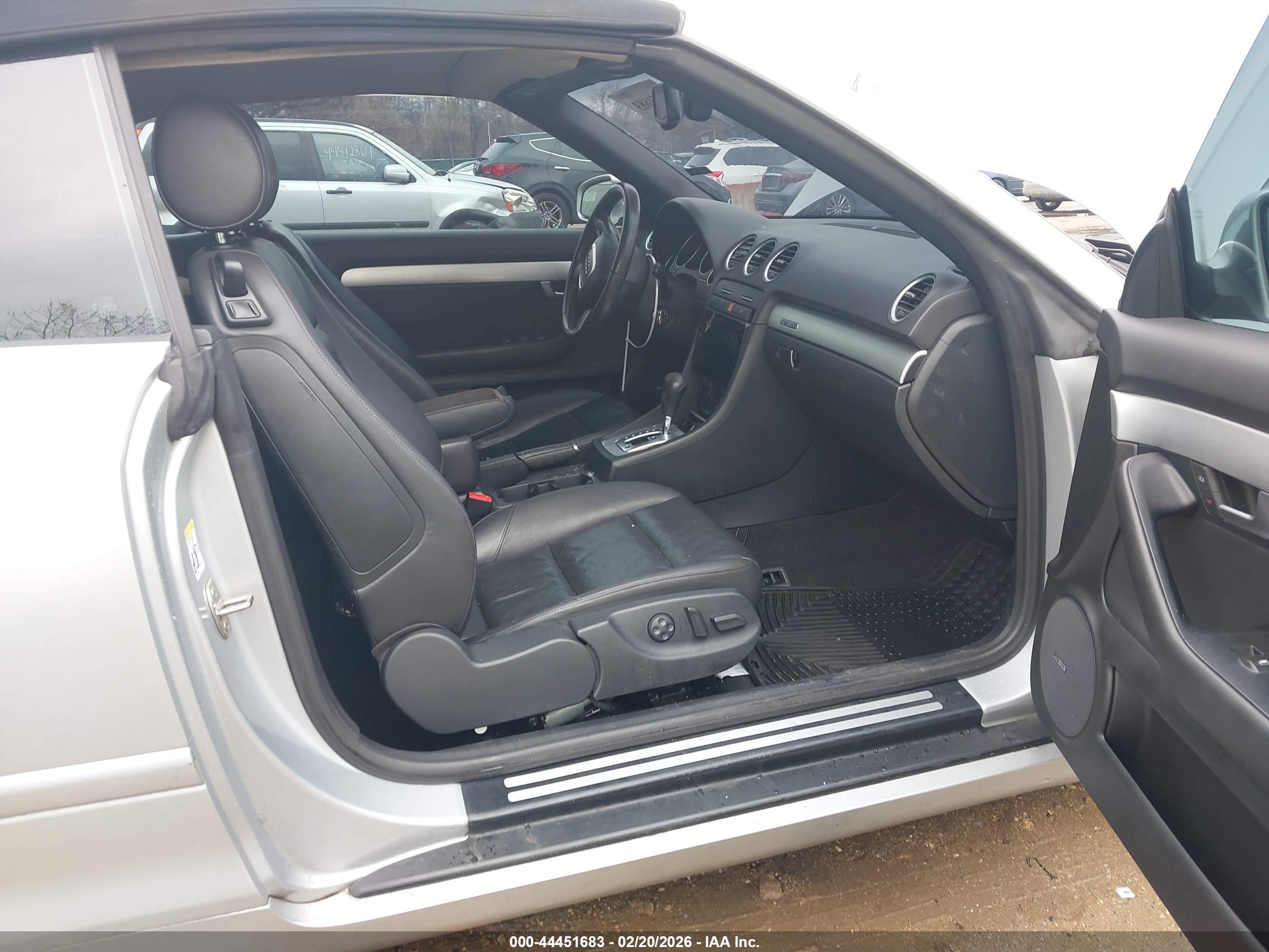 AUDI A4 image 5
