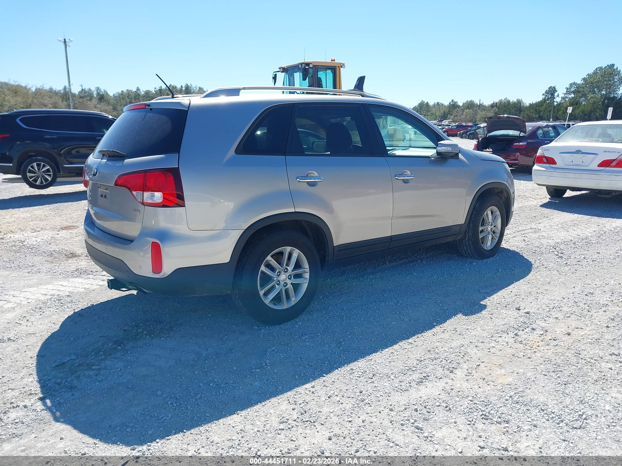 KIA SORENTO image 4