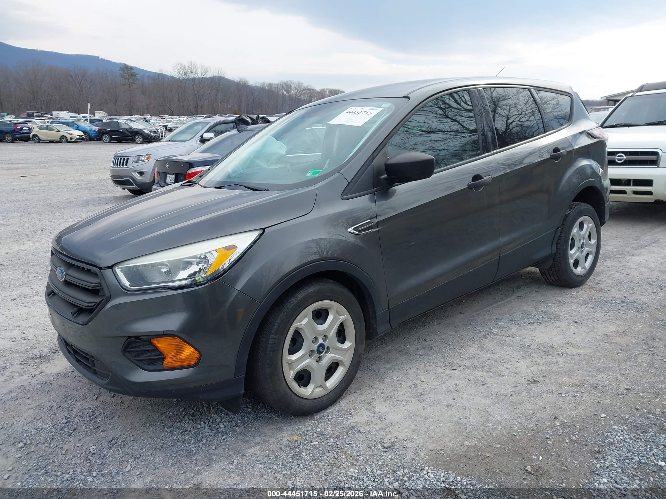 FORD ESCAPE image 2