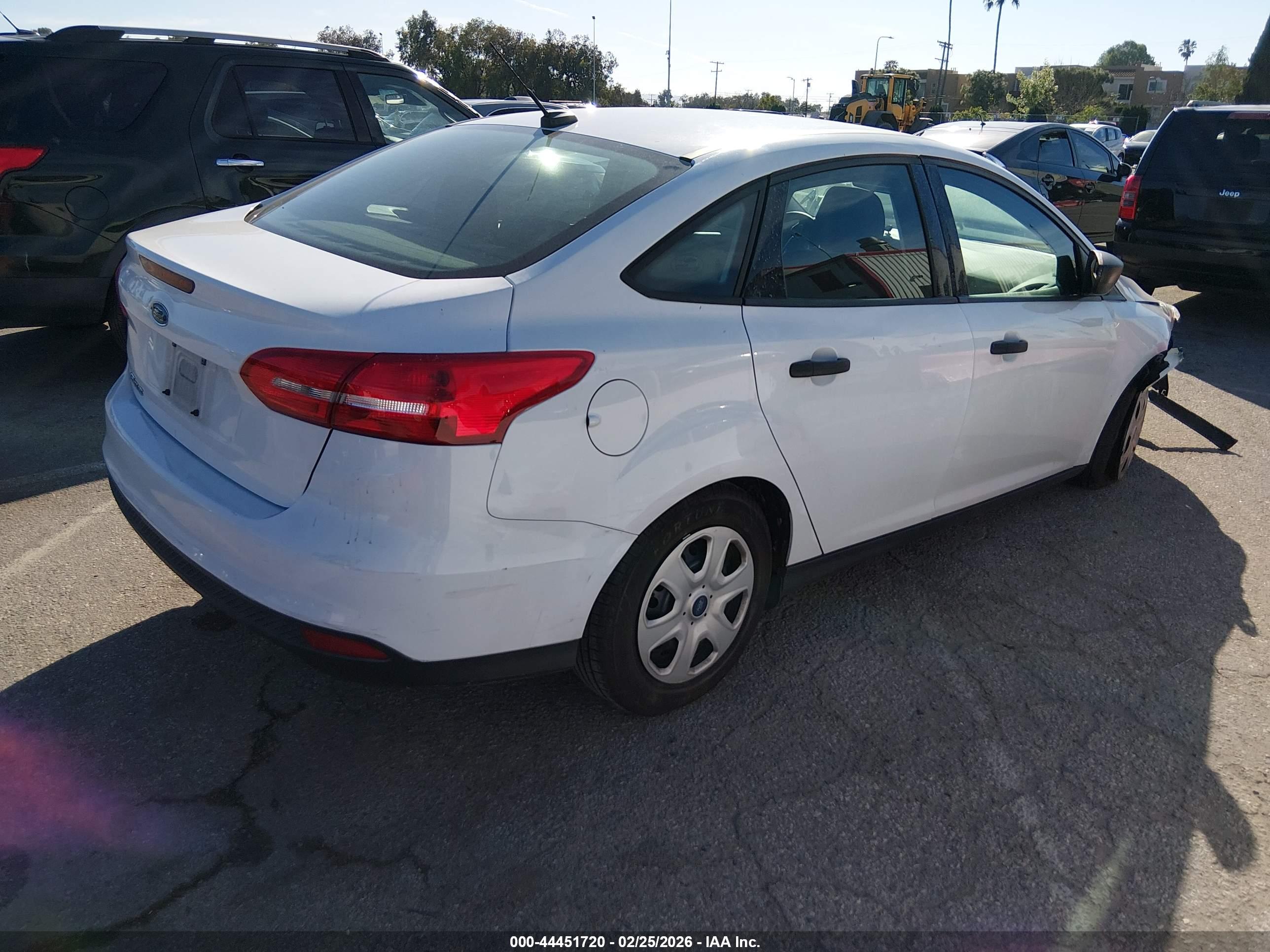 FORD FOCUS image 4