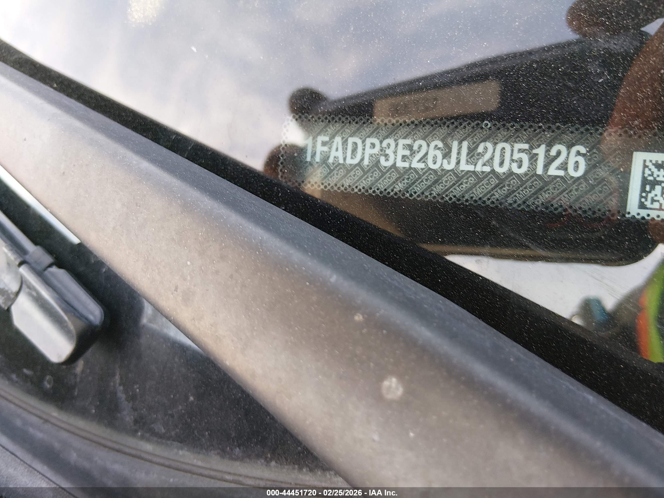 FORD FOCUS image 9