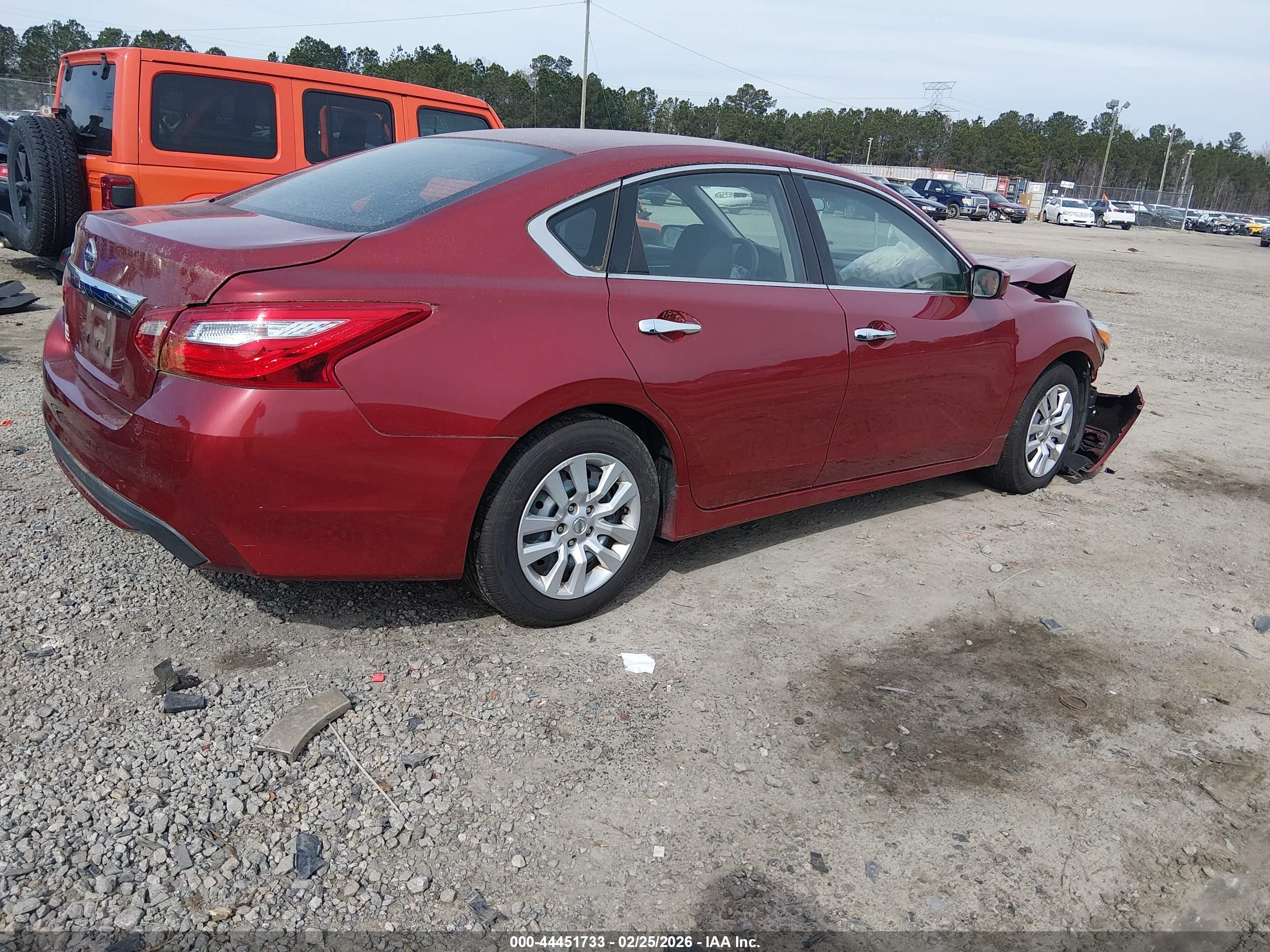 NISSAN ALTIMA image 4