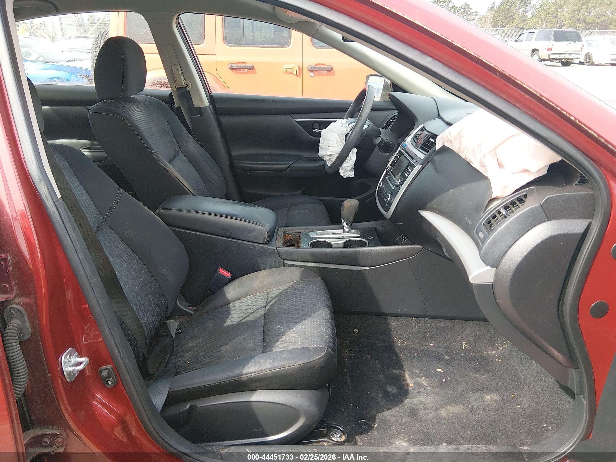 NISSAN ALTIMA image 5