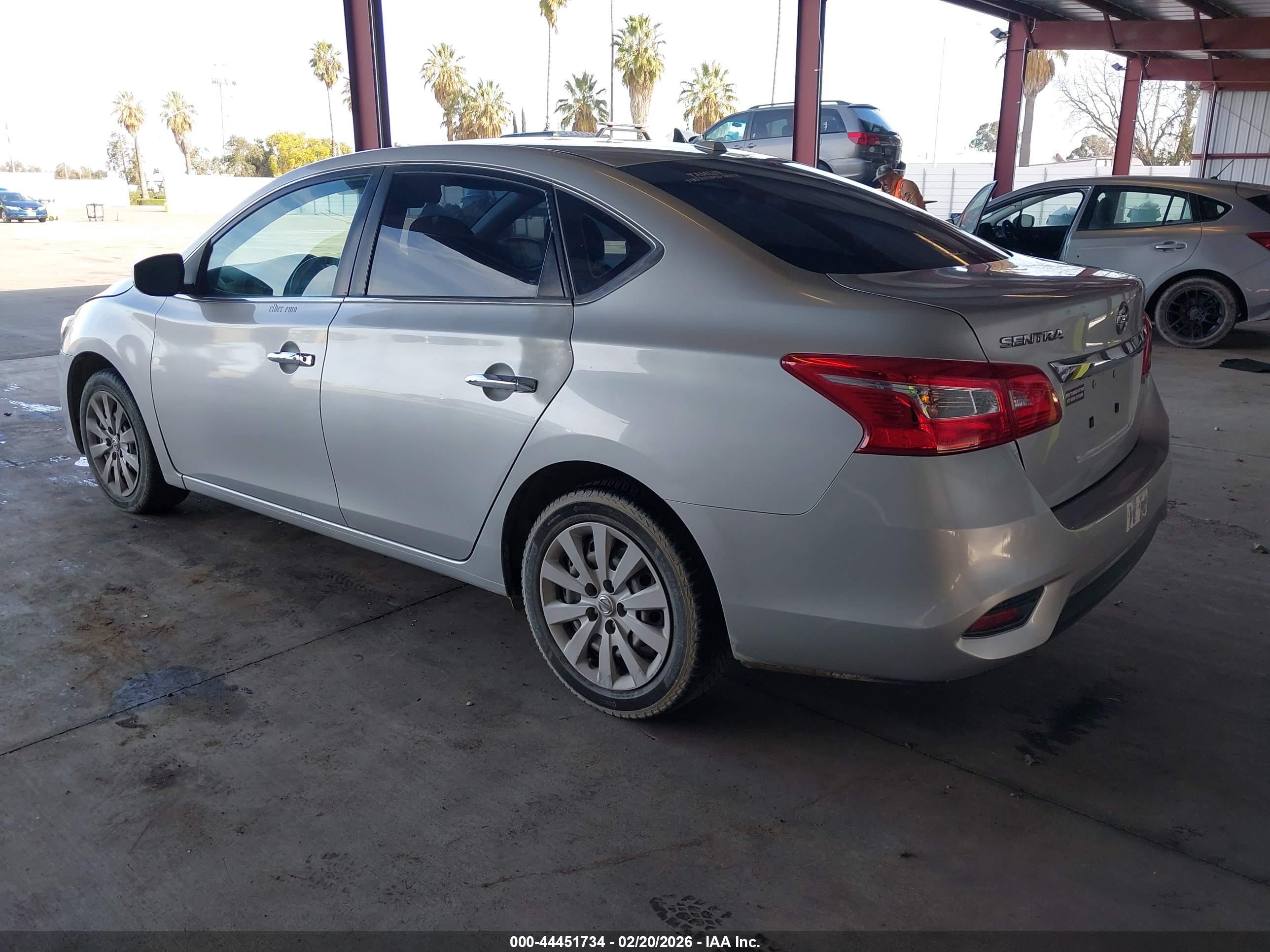 NISSAN SENTRA image 3