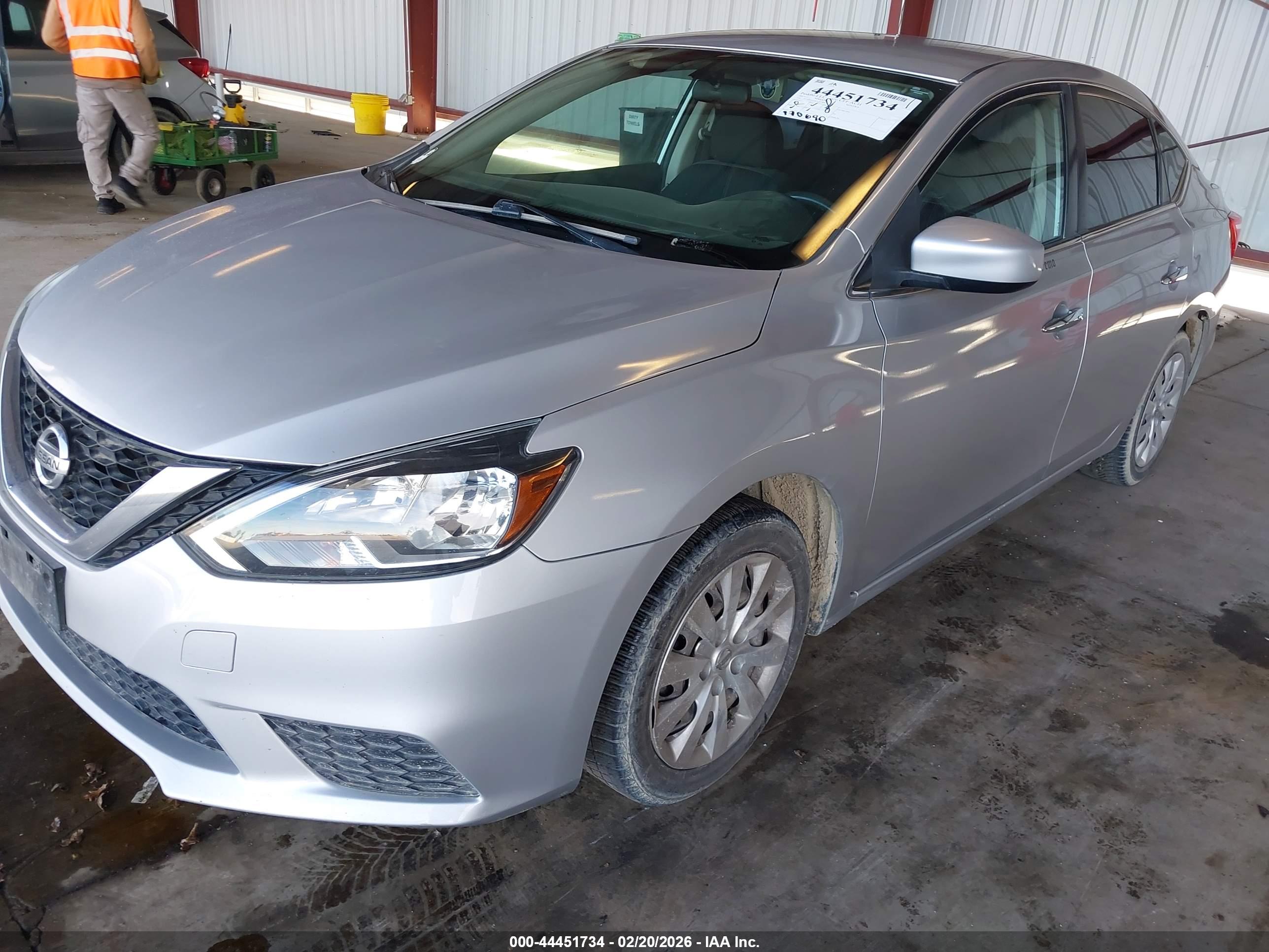 NISSAN SENTRA image 6